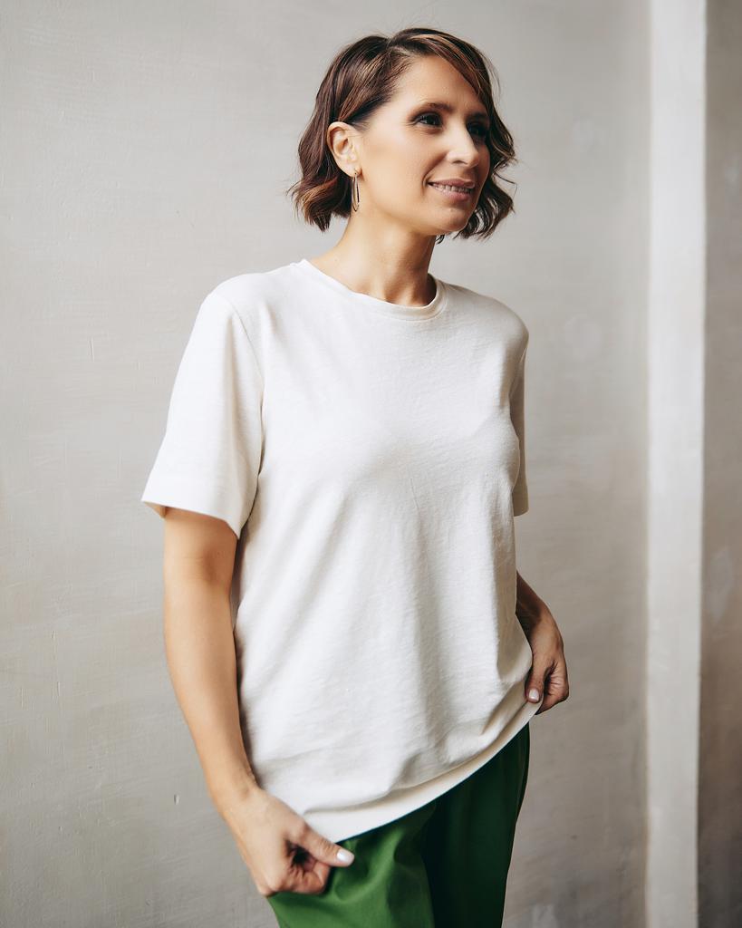 Футболка с лучами, молочная