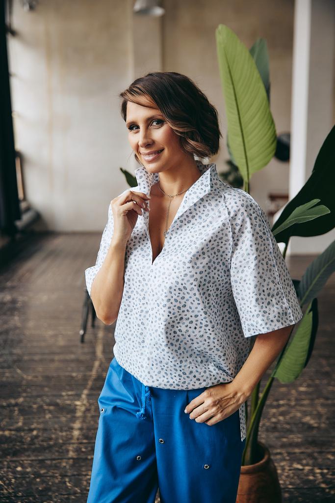 Блузка швы наружу с коротким рукавом, белая