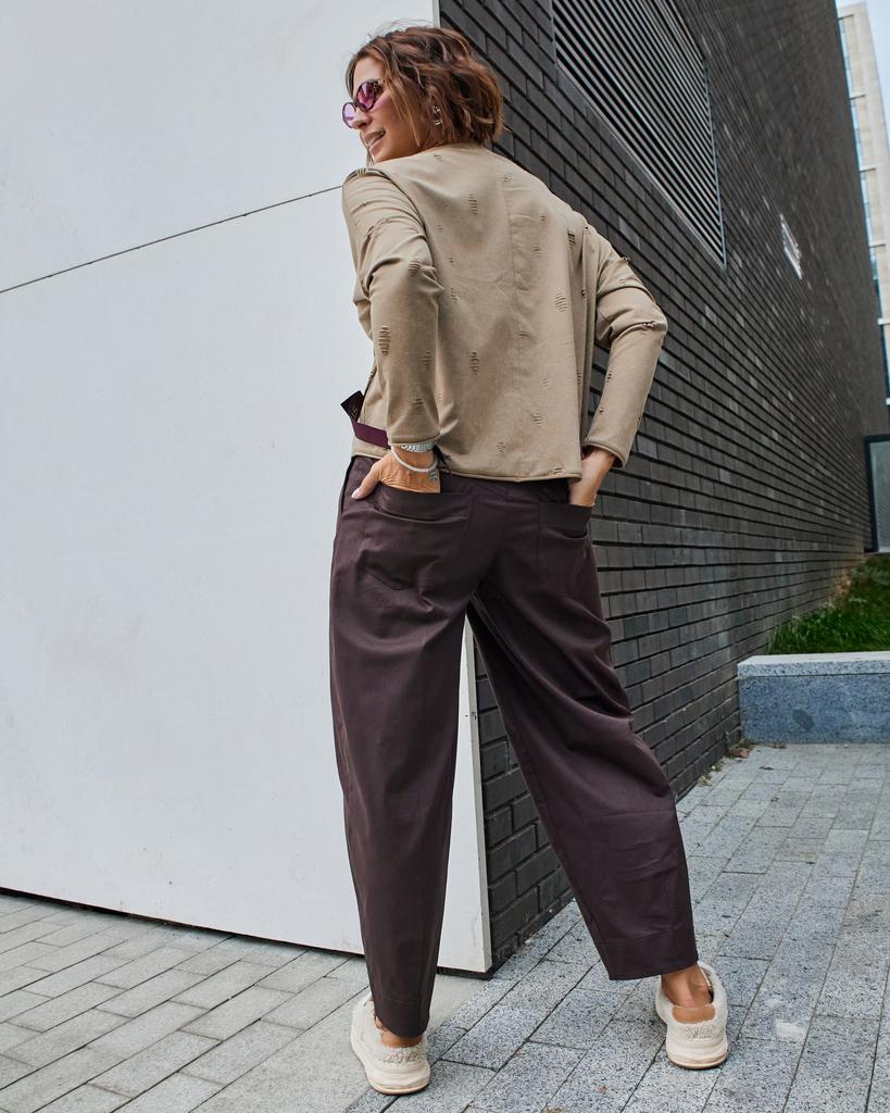 Брюки слоучи со стрелками, коричневые