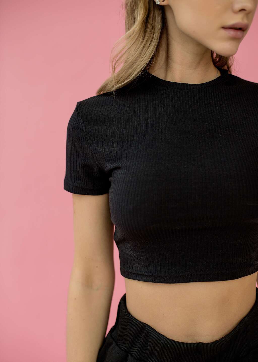 Кроп-топ SHORT Черный