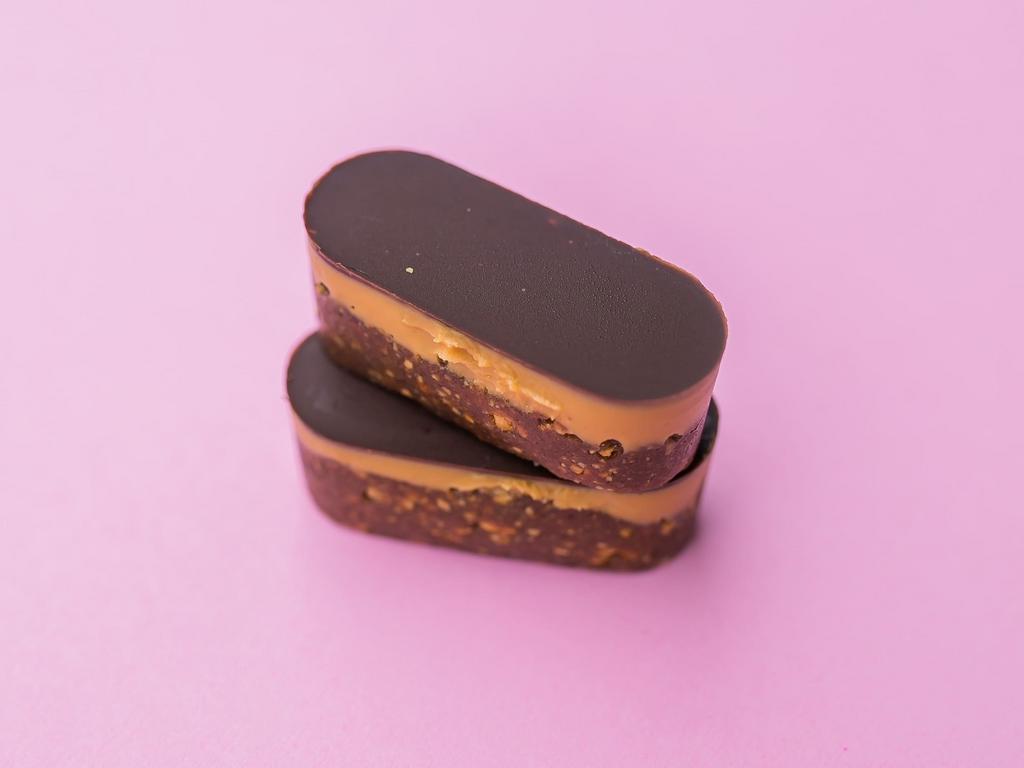 Конфета "Шоколадно-арахисовая"  2 шт.