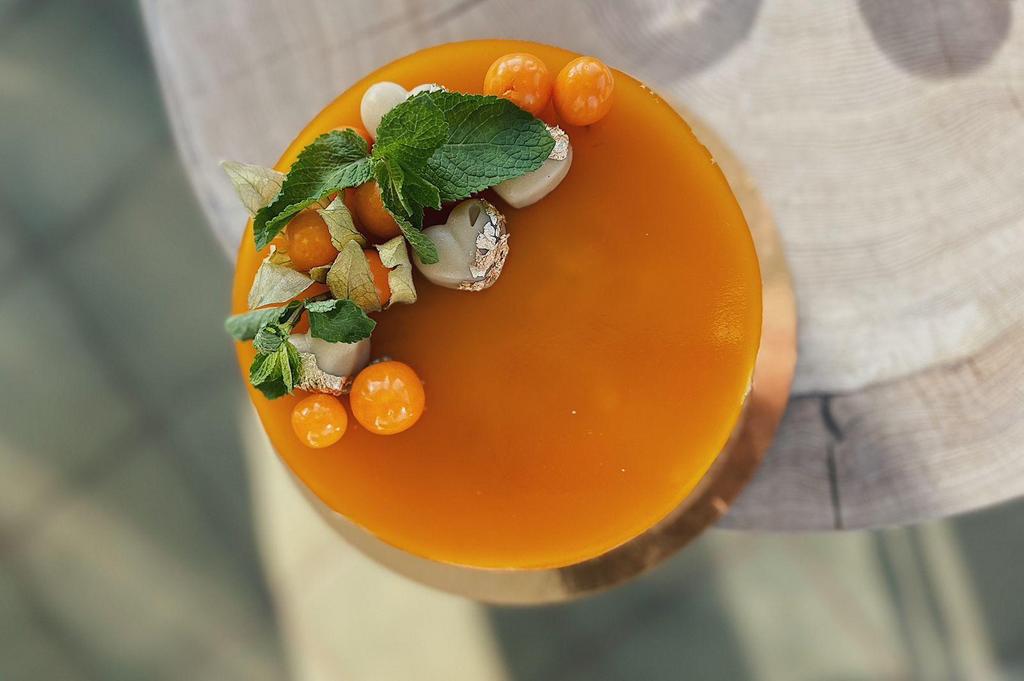 Торт-суфле "Манго-маракуйя"