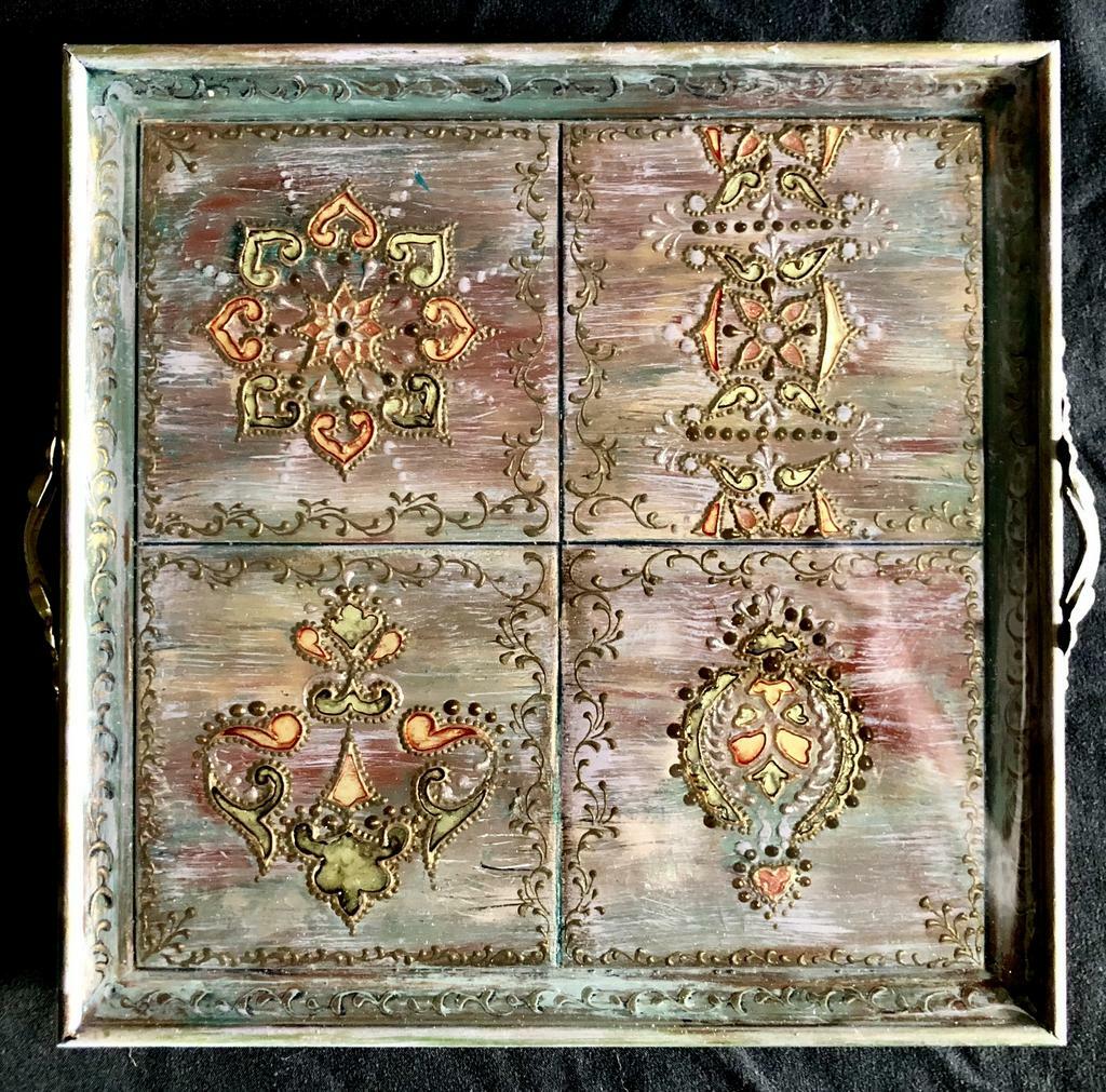 Поднос  The old castle