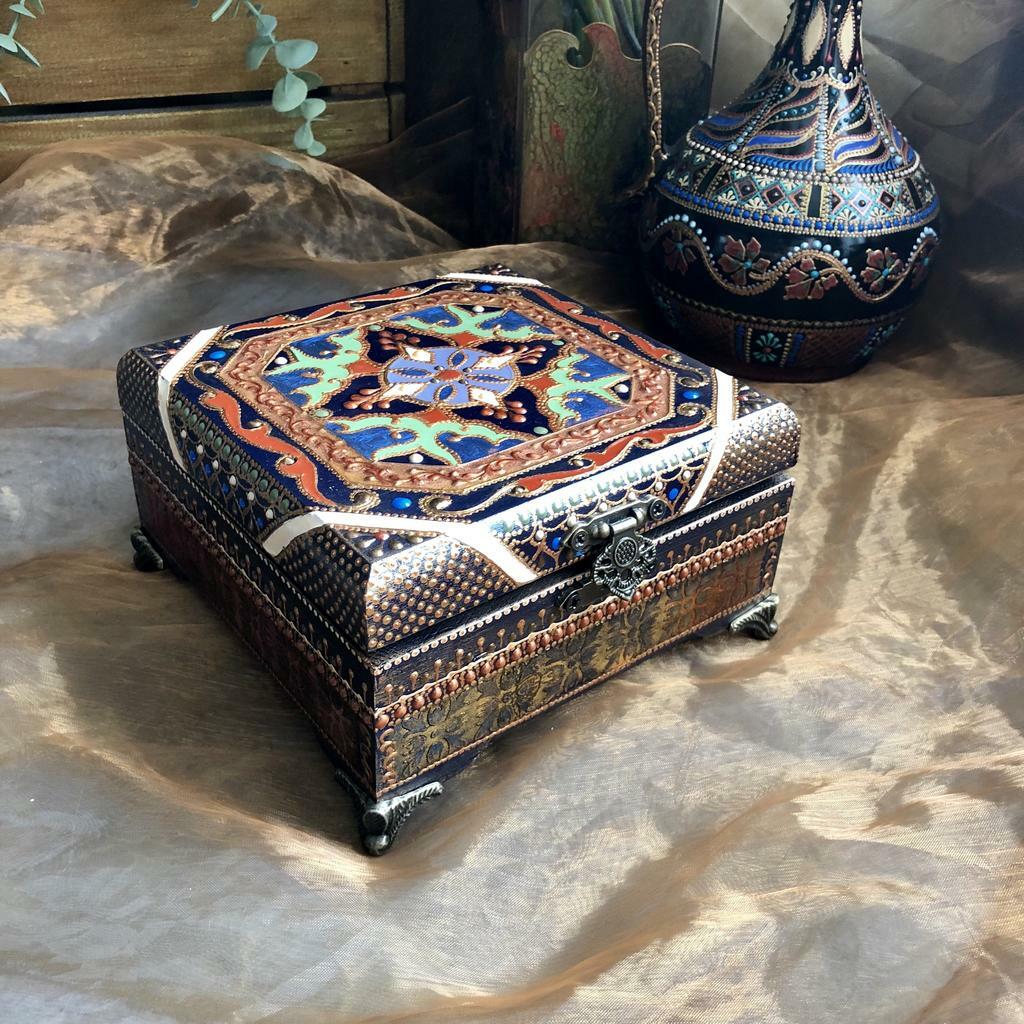 Шкатулка декоративная  Crown of maharaja