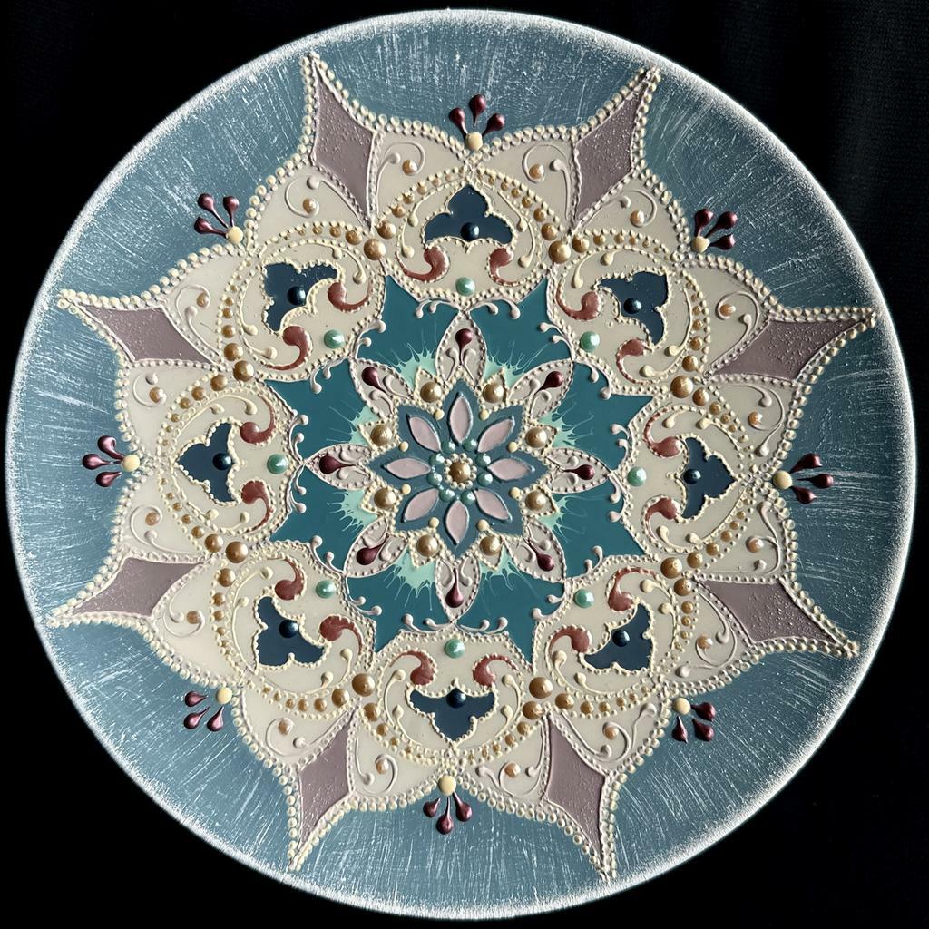 Тарелка серия Steely tenderness