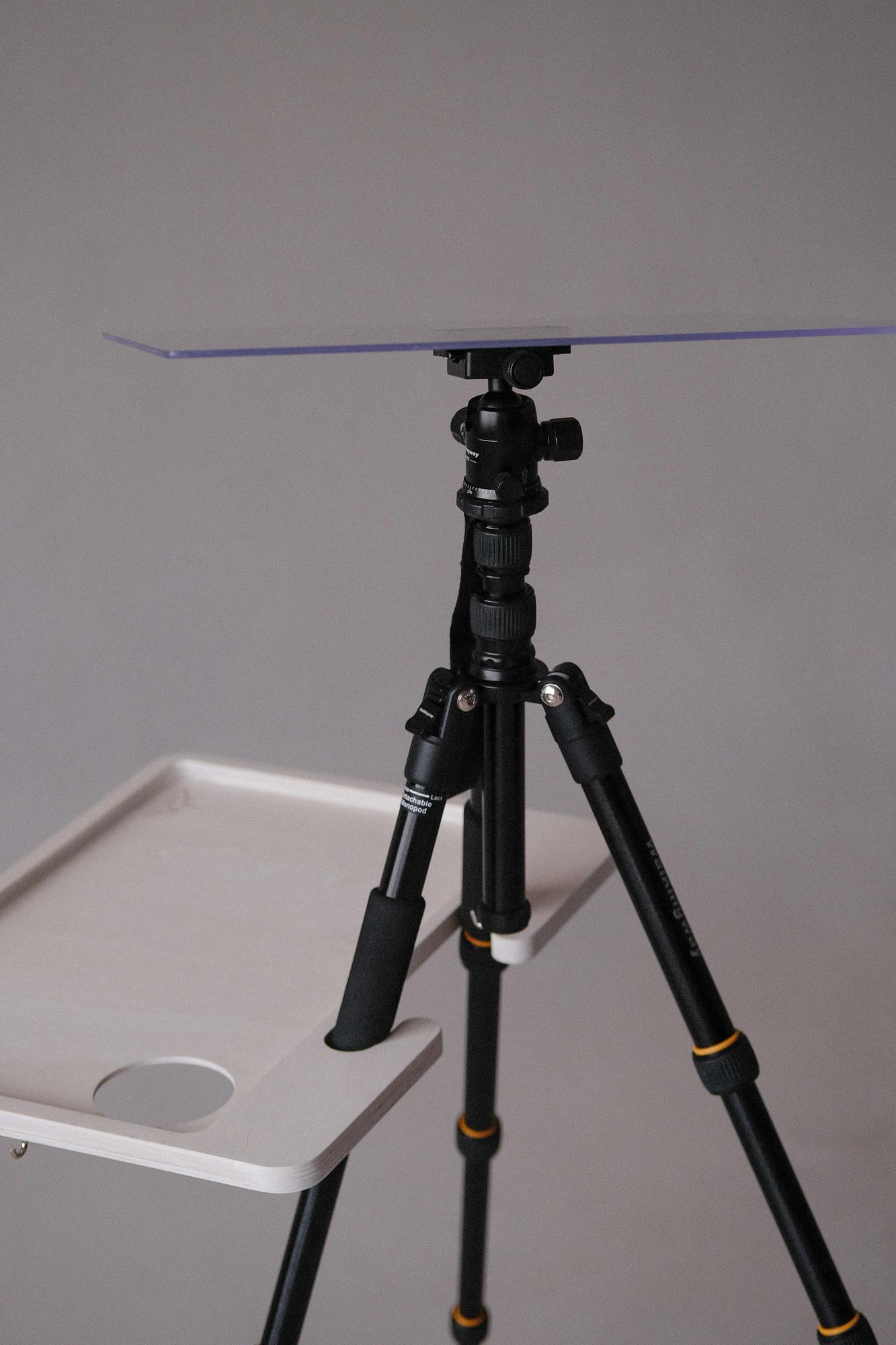 СЕТ Малый. Штатив + полка + планшет 30х40 см