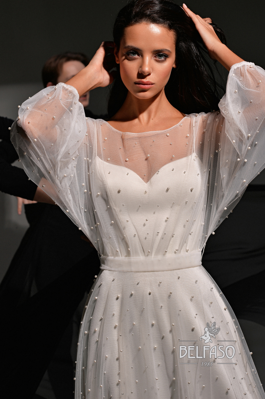 Свадебное платье Джекки с накидкой