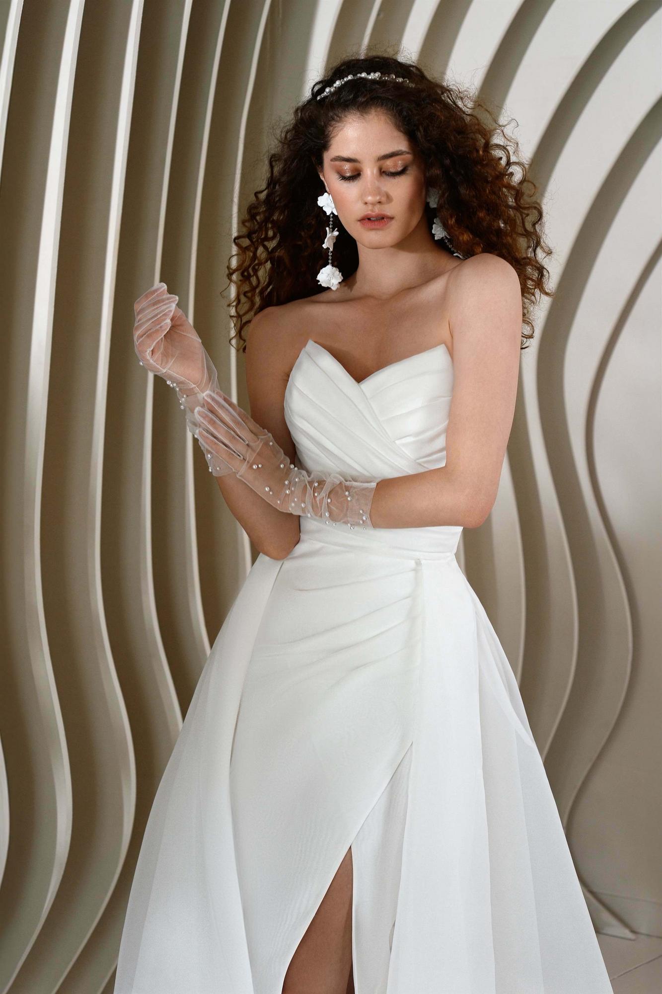 Свадебное платье Дагни шлейф