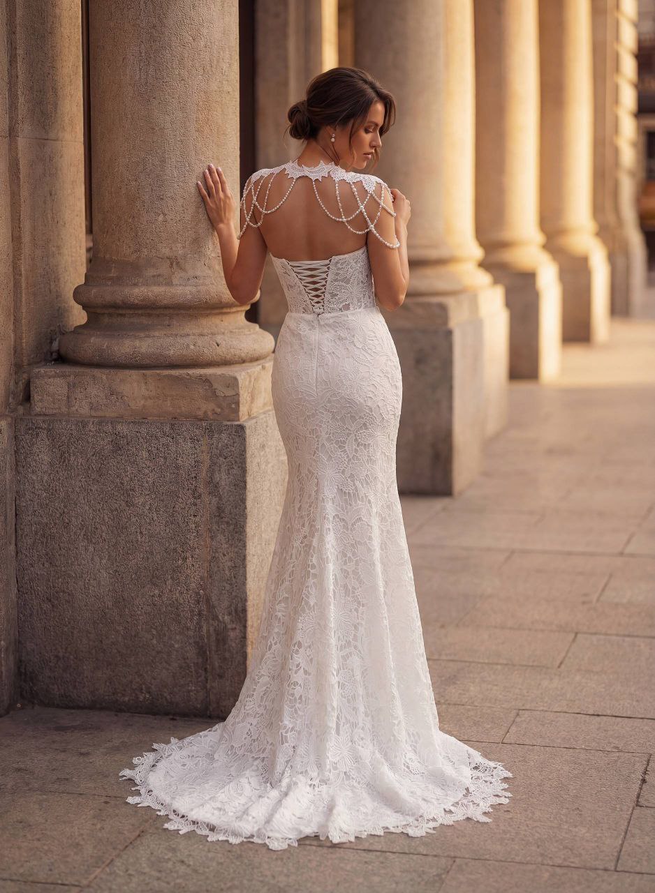 Свадебное платье Бэйл с чокером