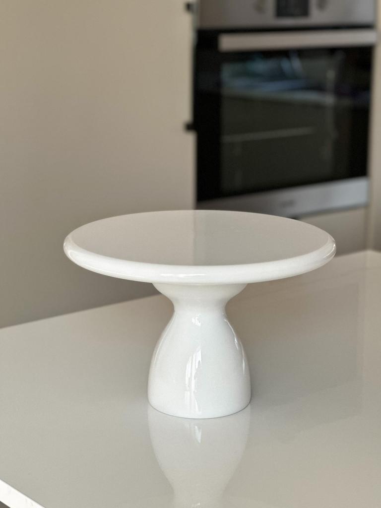 "Керамическая" тортовница белая