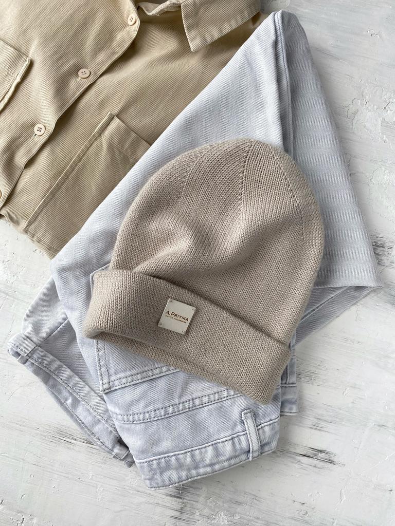 SIMPLE_UNIVERSAL_HAT