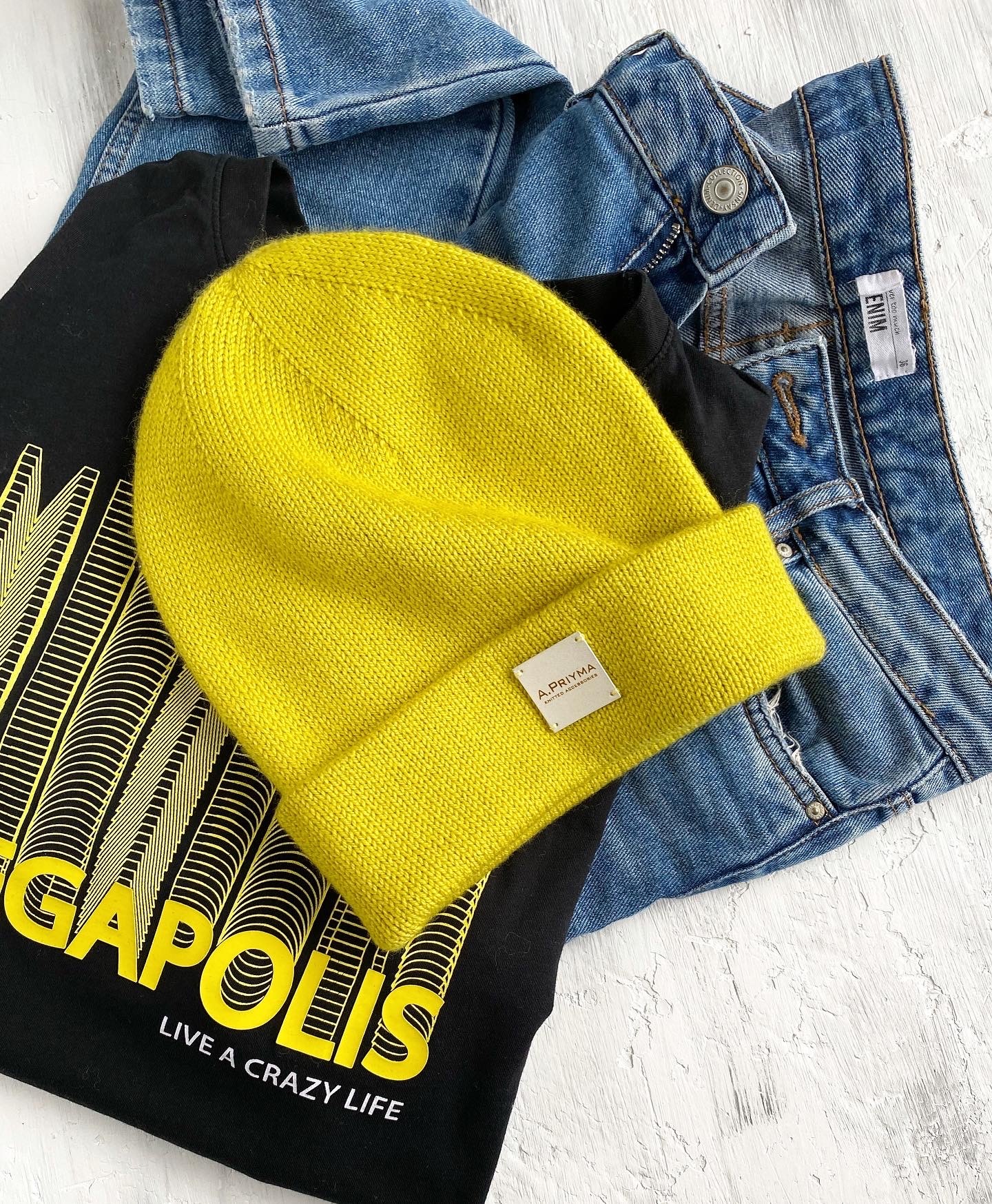 SIMPLE_UNIVERSAL_HAT