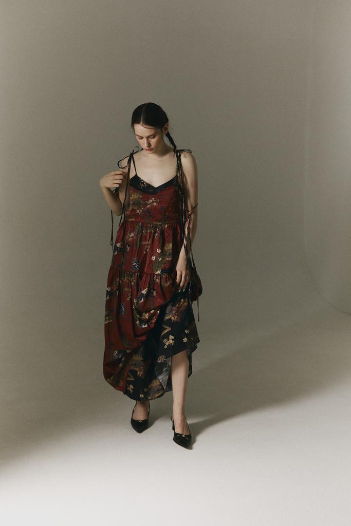 Сарафан на лентах "Японский сад  с нарциссами и ирисами"