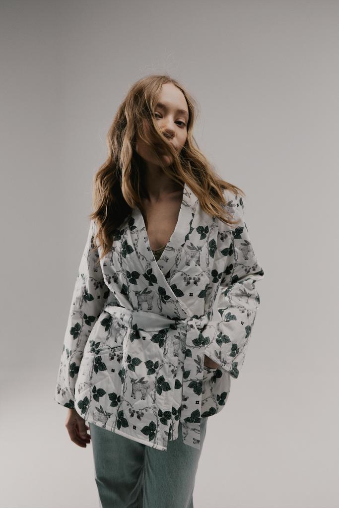 жакет стеганый