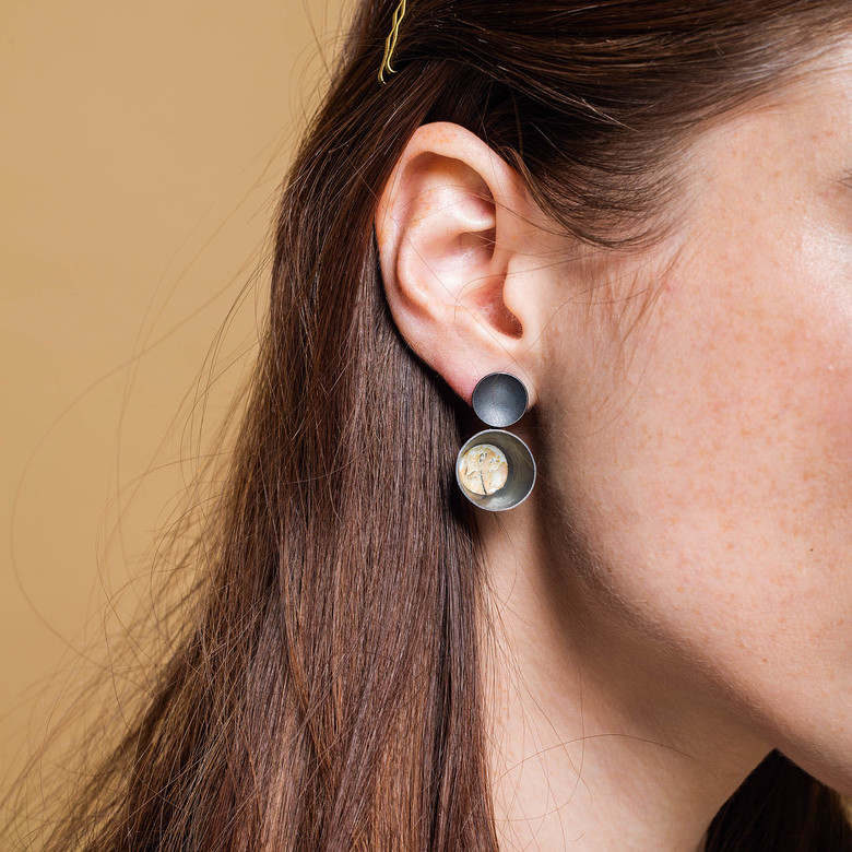 GREGO GARCIA Серьги с голубой эмалью