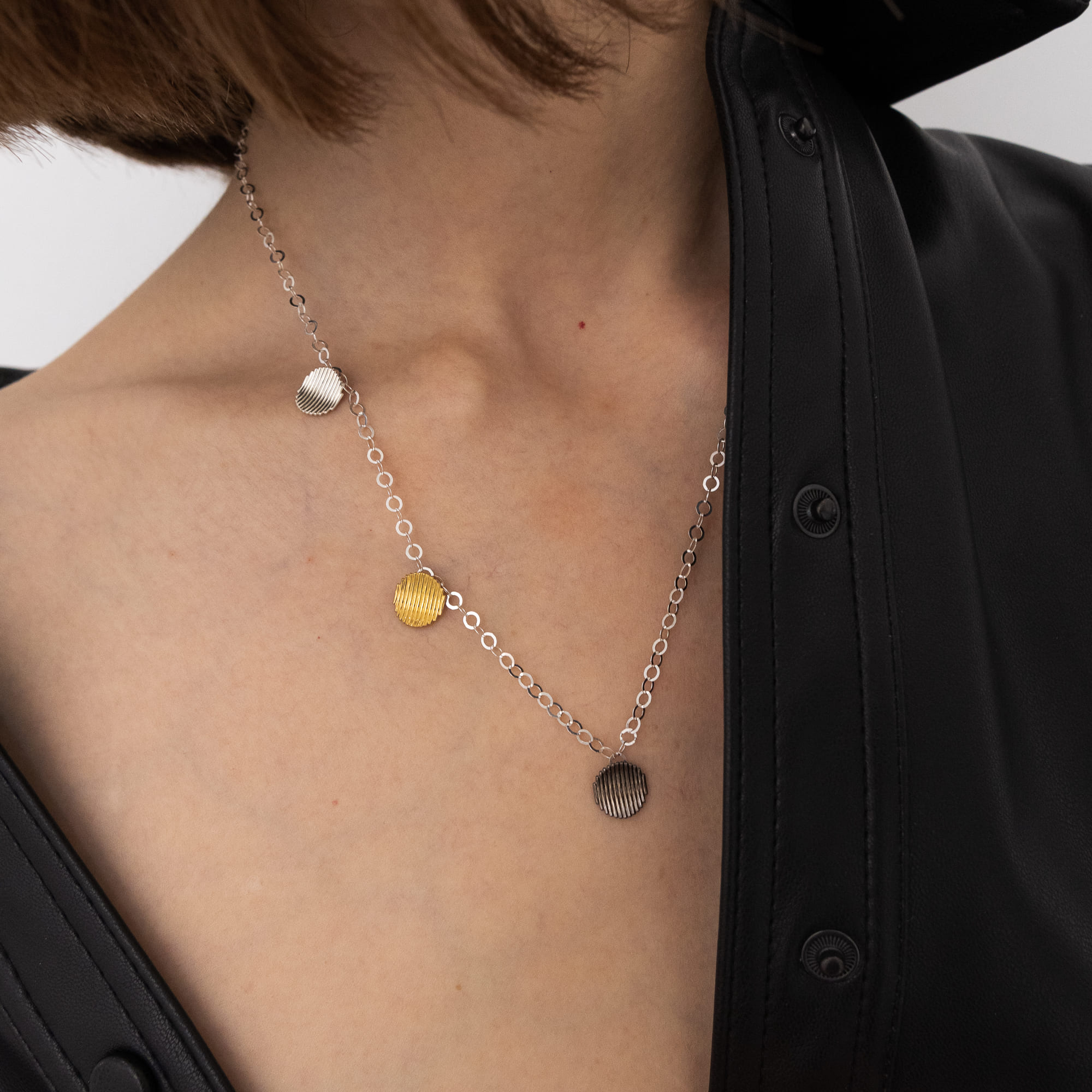 MINE Колье с серебряной цепочкой