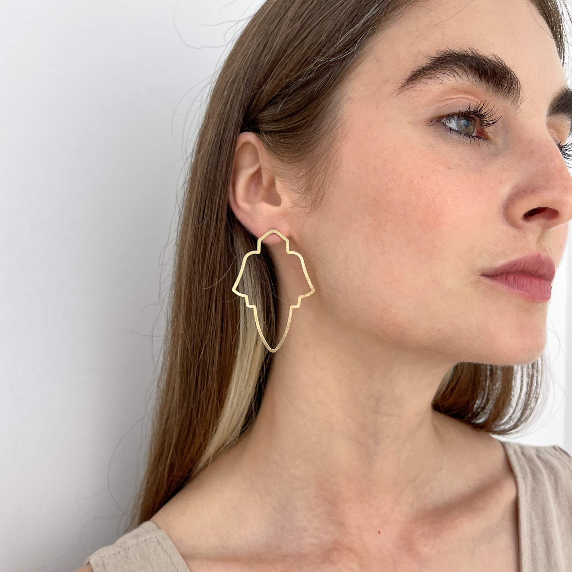 DUENDE Серьги Паттерн в лимонной позолоте