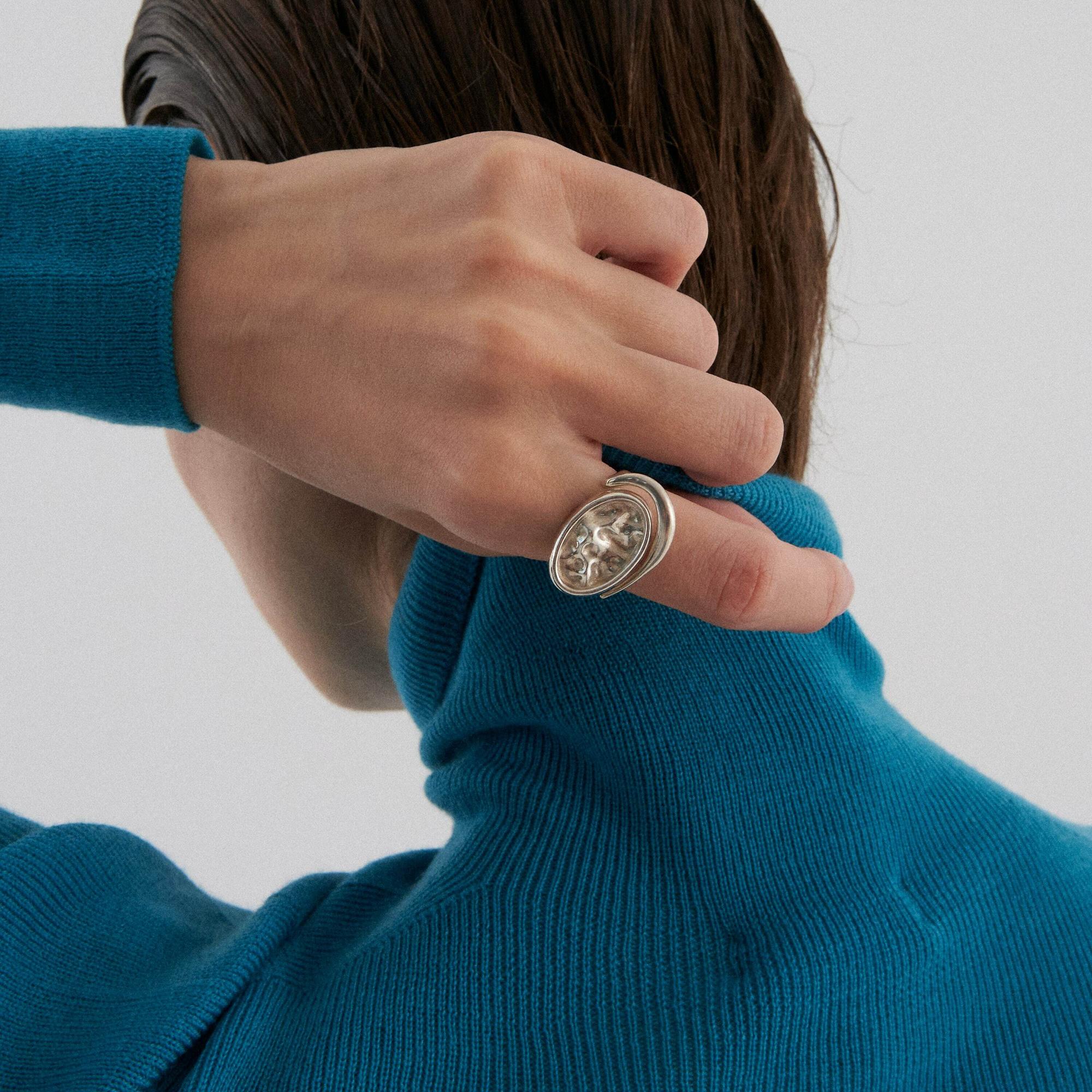 YOSTER Кольцо Eye в серебре