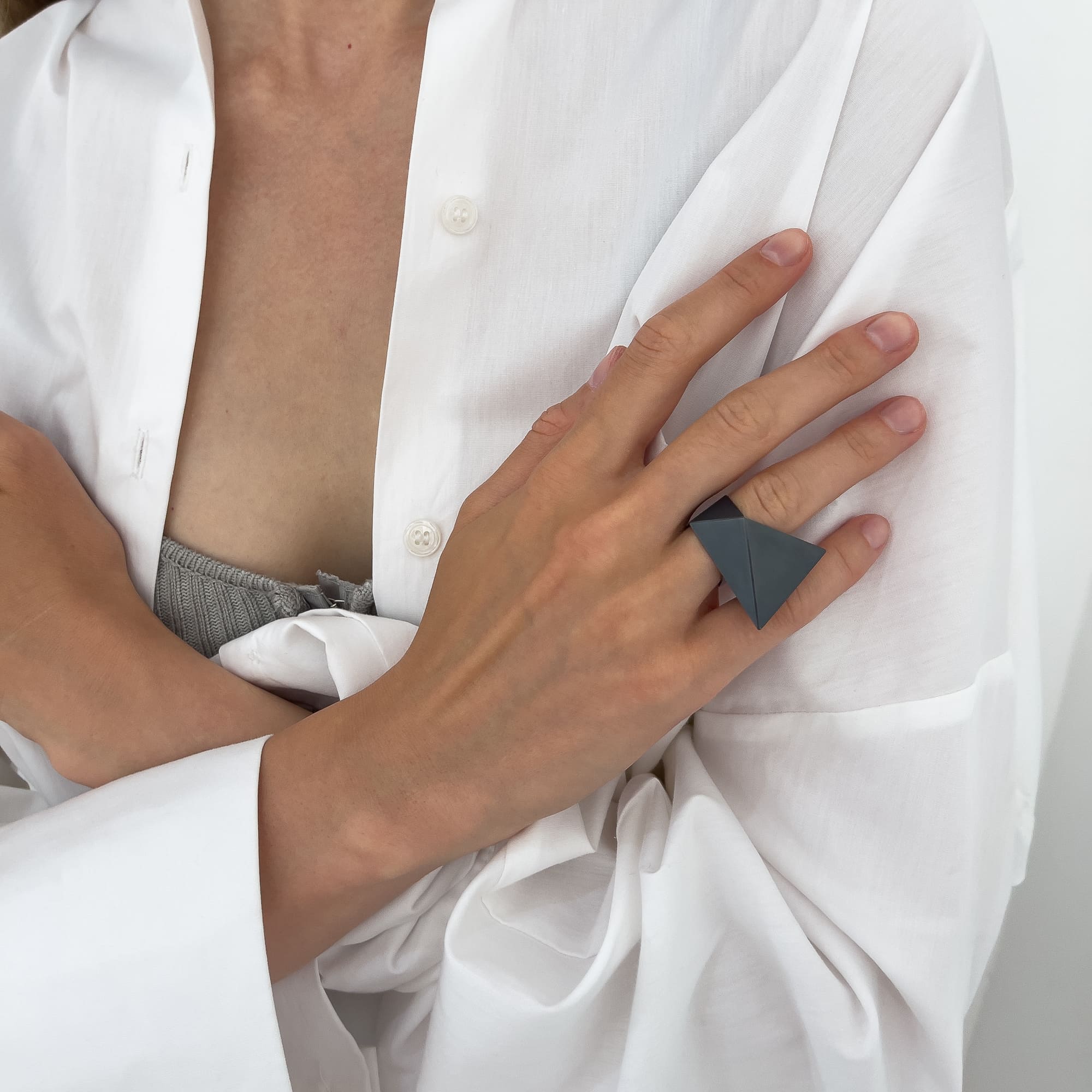 Burcu Büyükünal Кольцо Origami