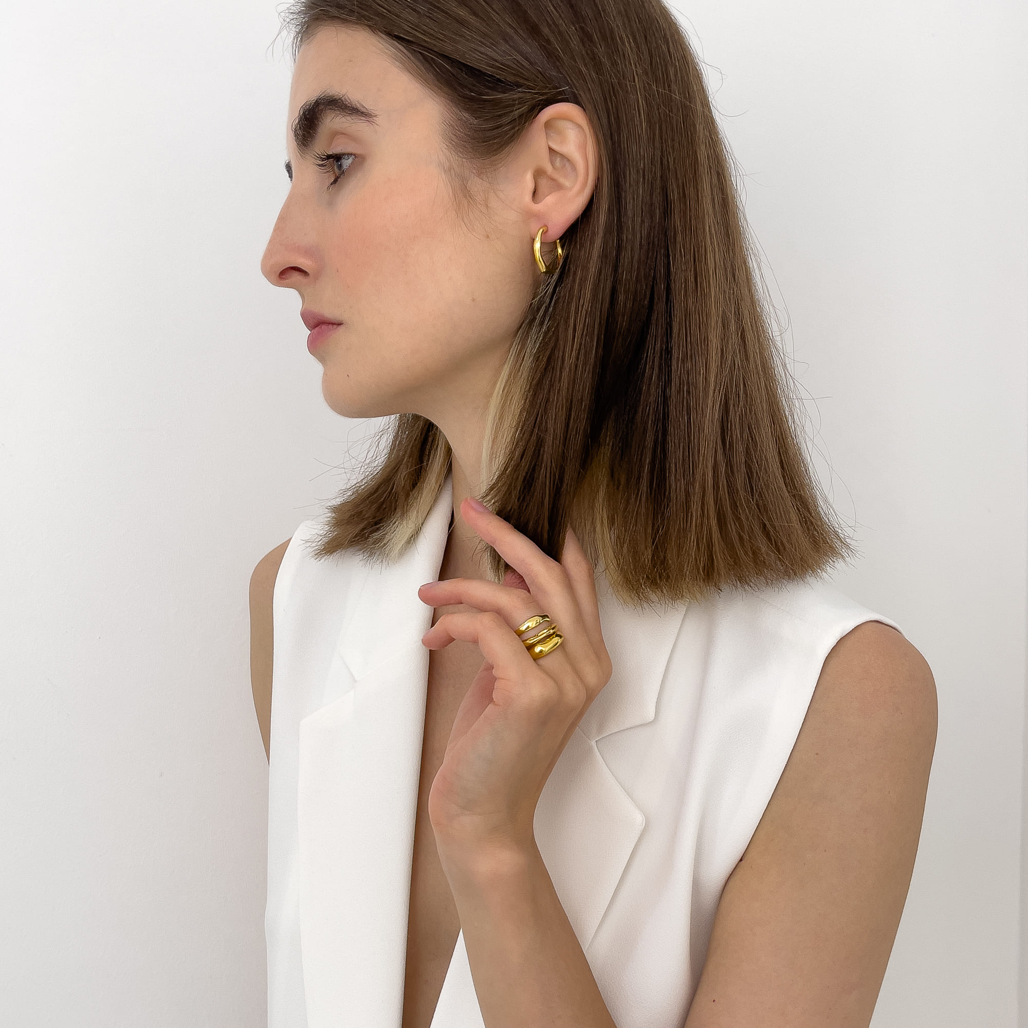 M.O.D Серьги-кольца Fluid в позолоте