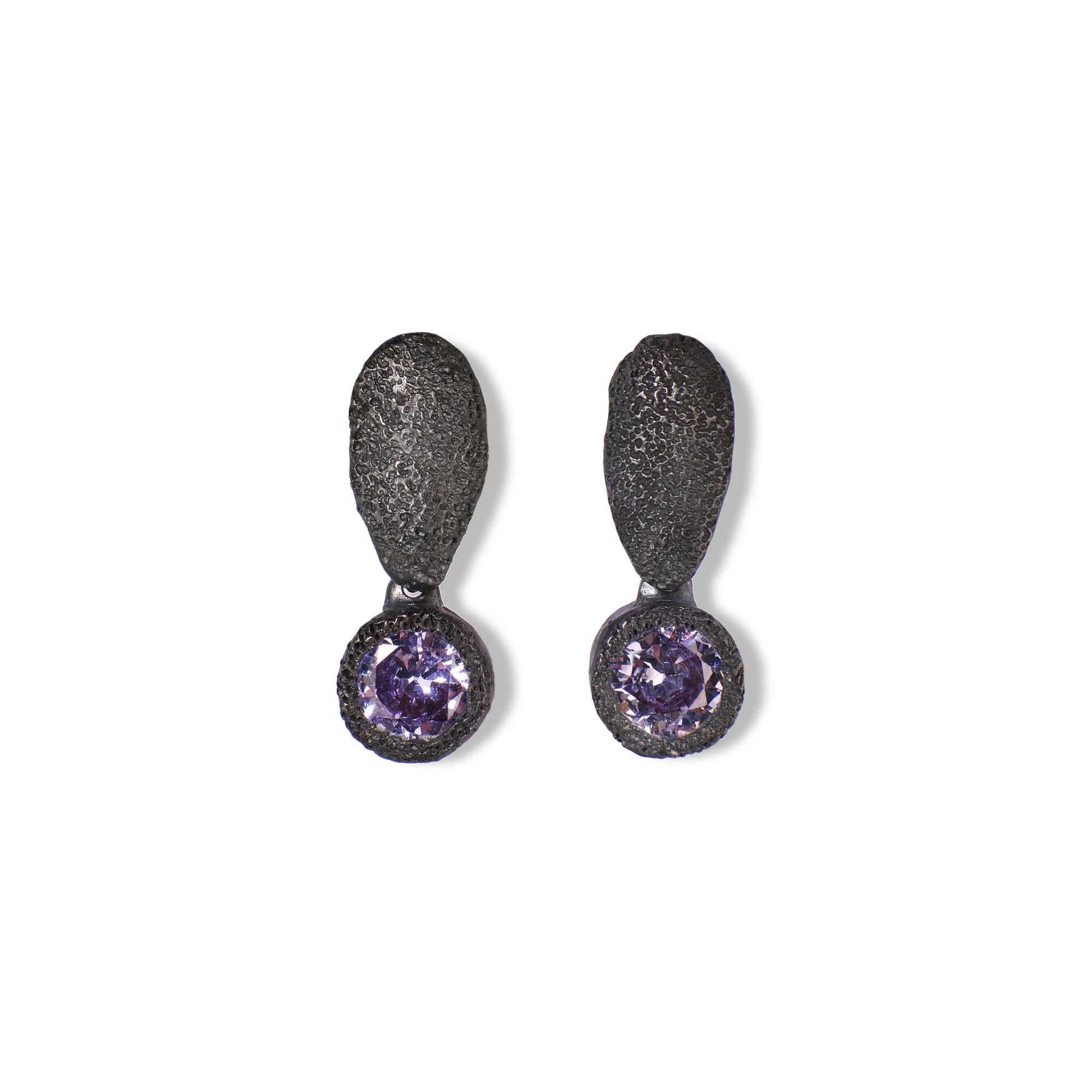 Obo_handcraft Cерьги Взгляд с лавандовым фианитом