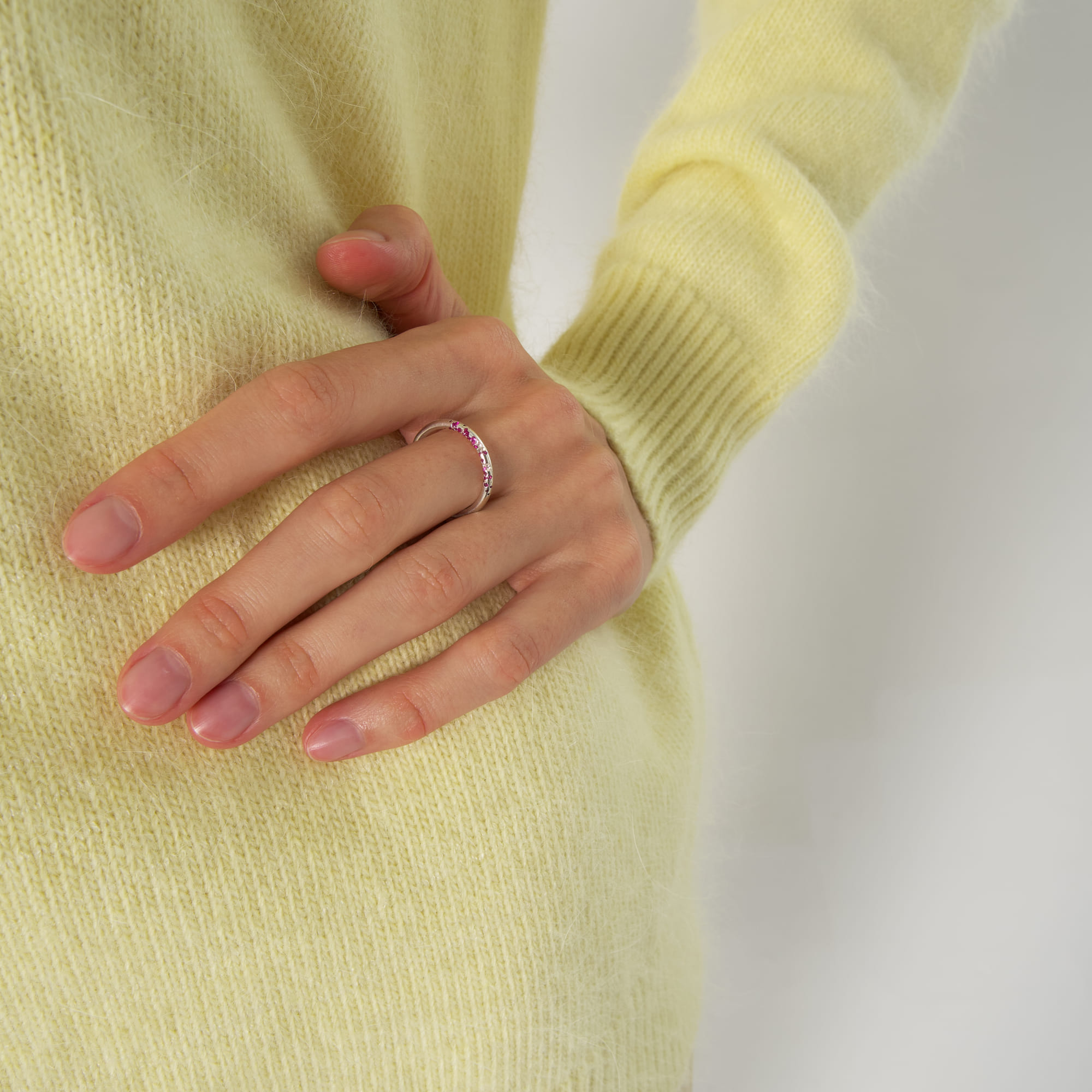 Most Art Metal Кольцо с красными фианитами