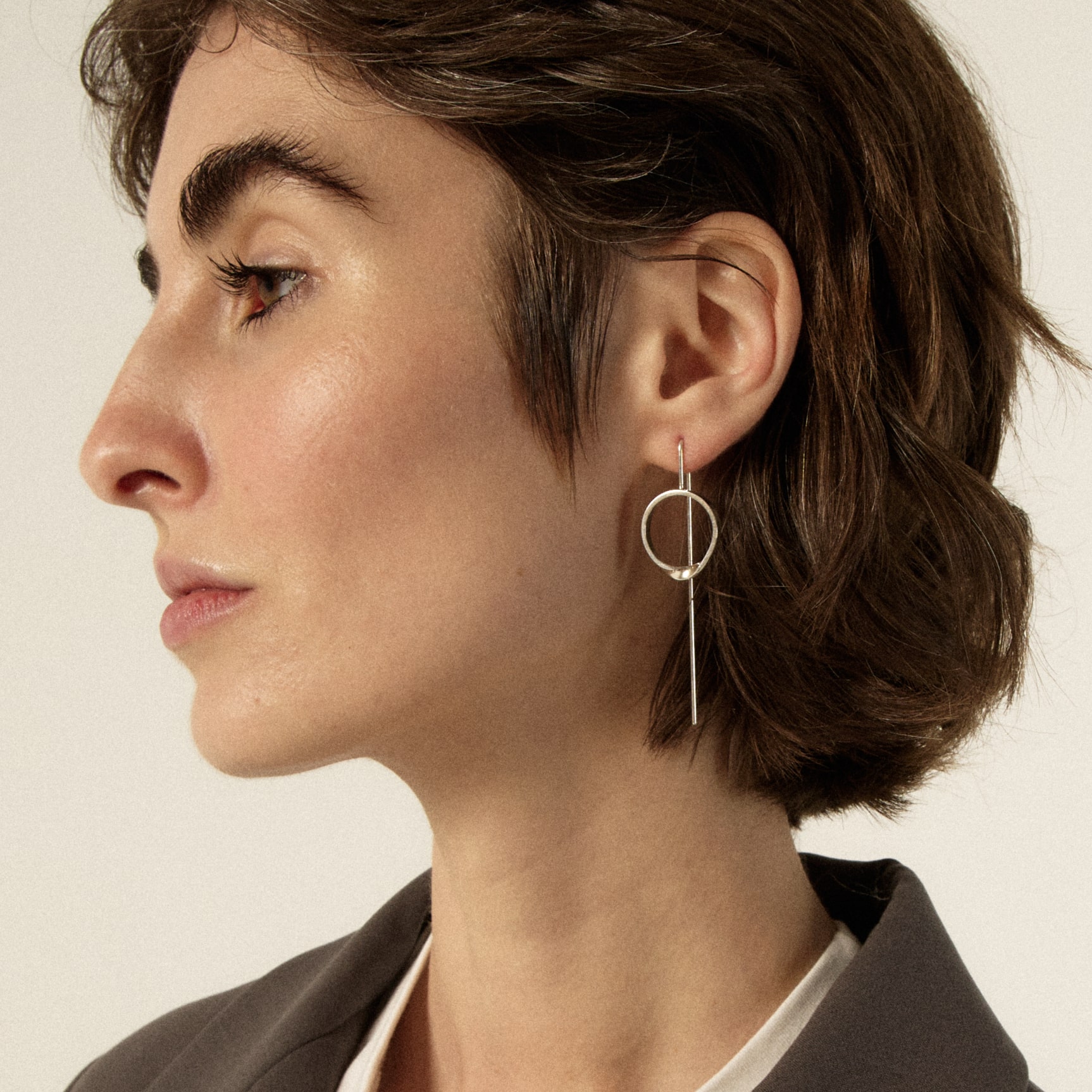 Douglas Craft Серьги Мебиус