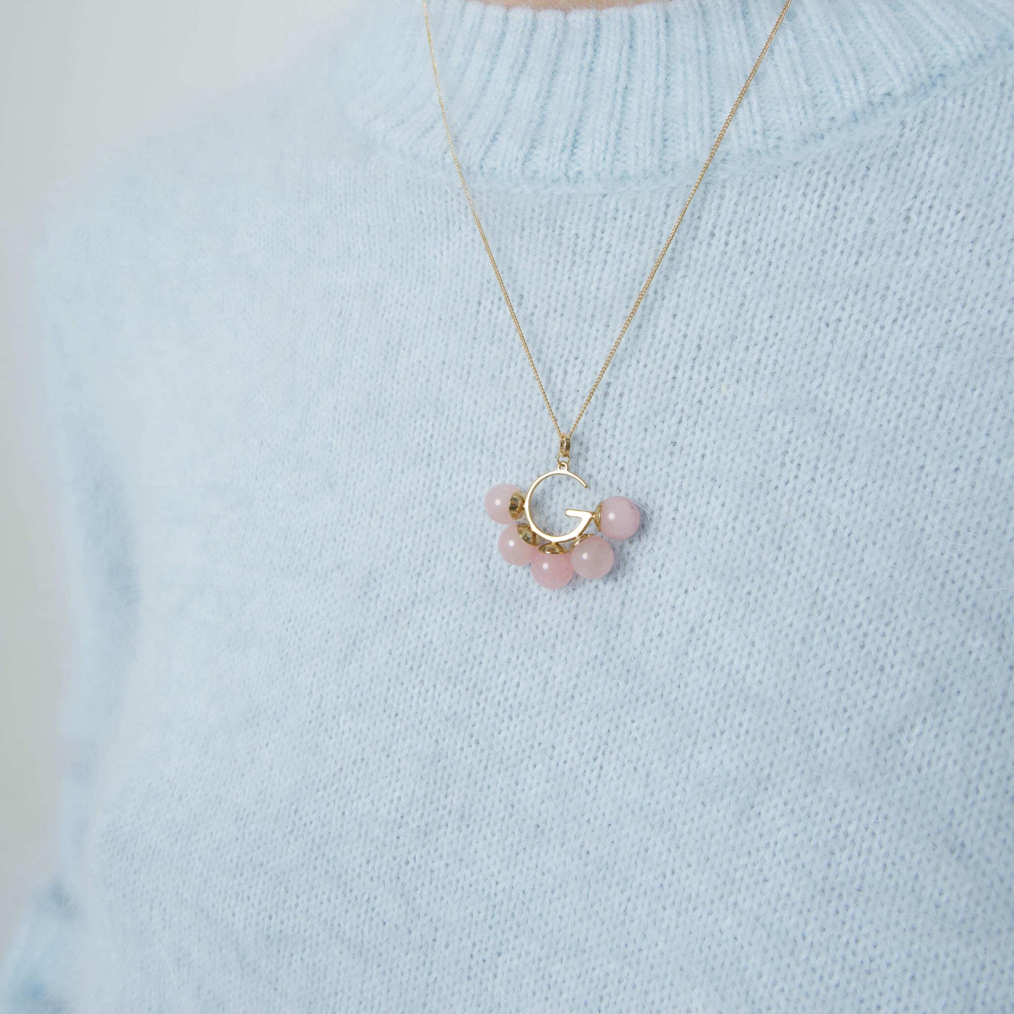 Natasha Gelb Подвеска G с розовым кварцем