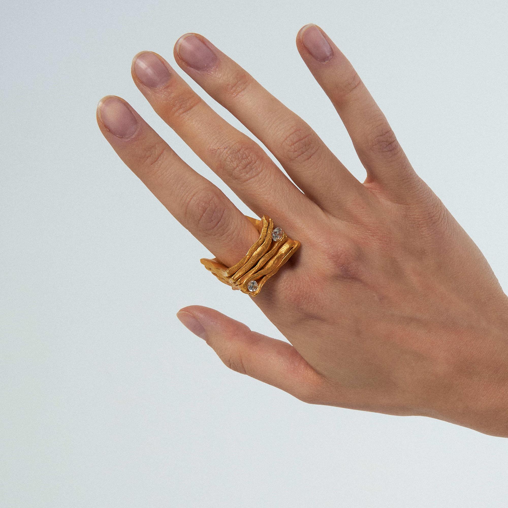 Verėvkina Treasures Большое слоёное кольцо в позолоте