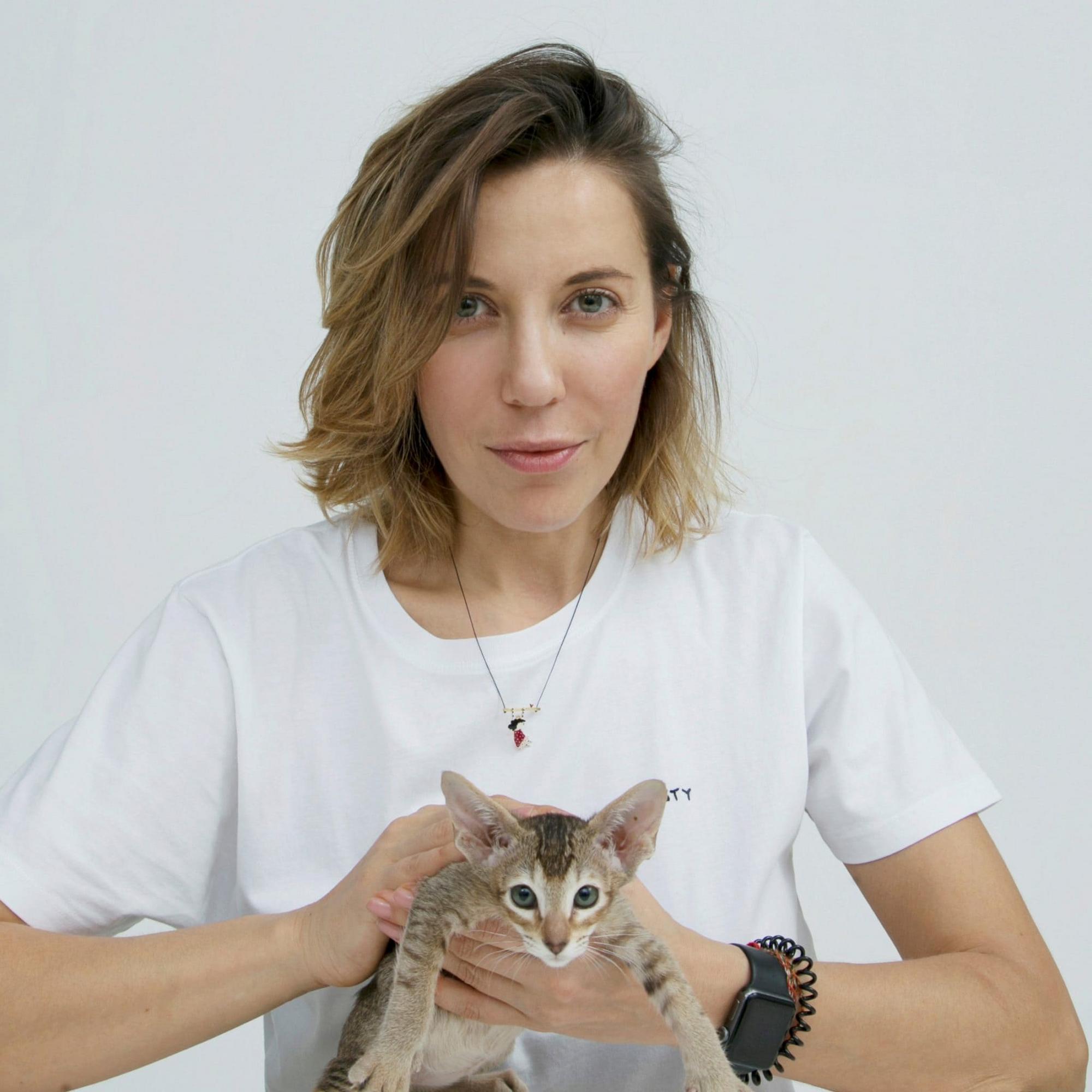 Kiss The Frog Studio Кулон на шнурке Маленькая принцесса