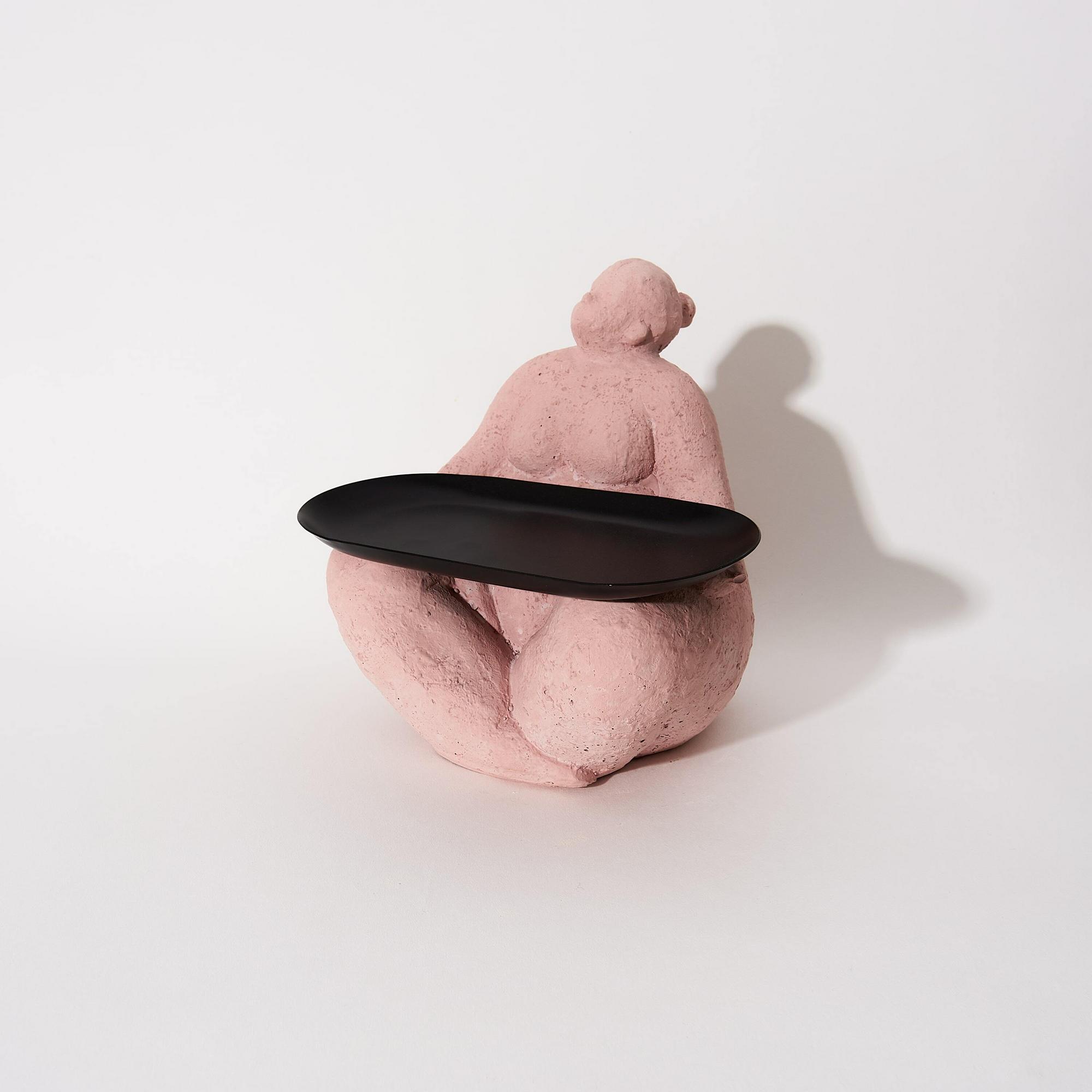 Mishka Project Скульптура Женщина с черным подносом