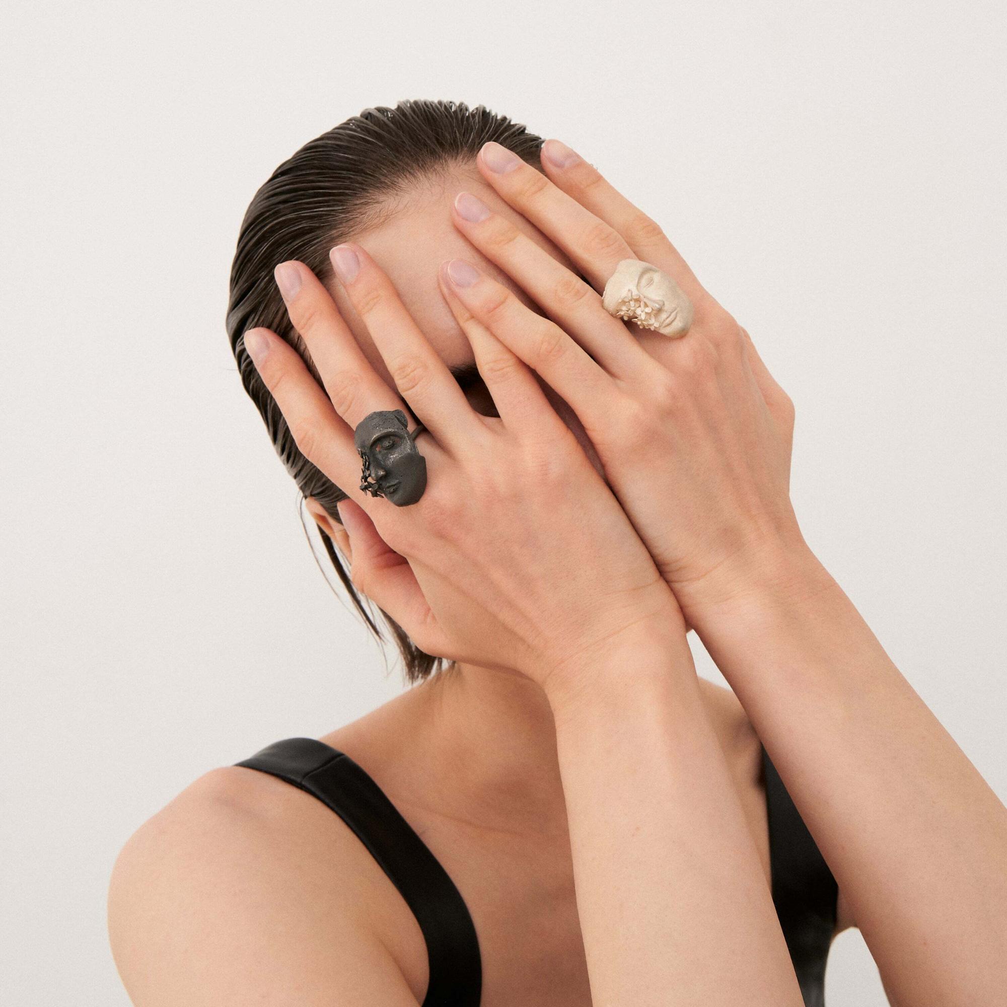 Burcu Büyükünal Кольцо Let It... в серебре