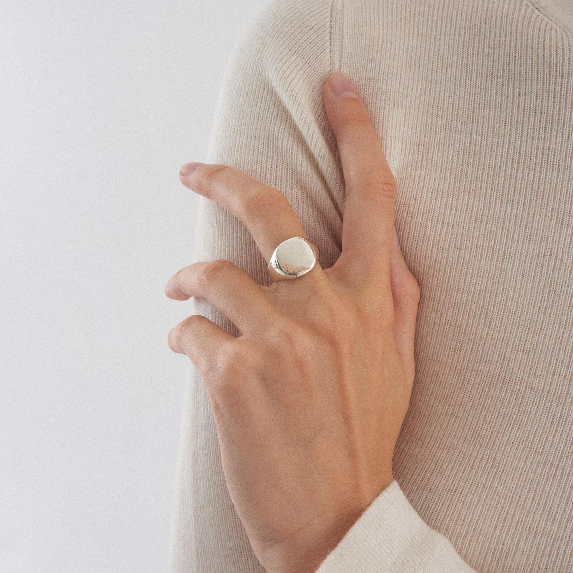 Sergacheva Jewelry Кольцо печатка Laconic в серебре