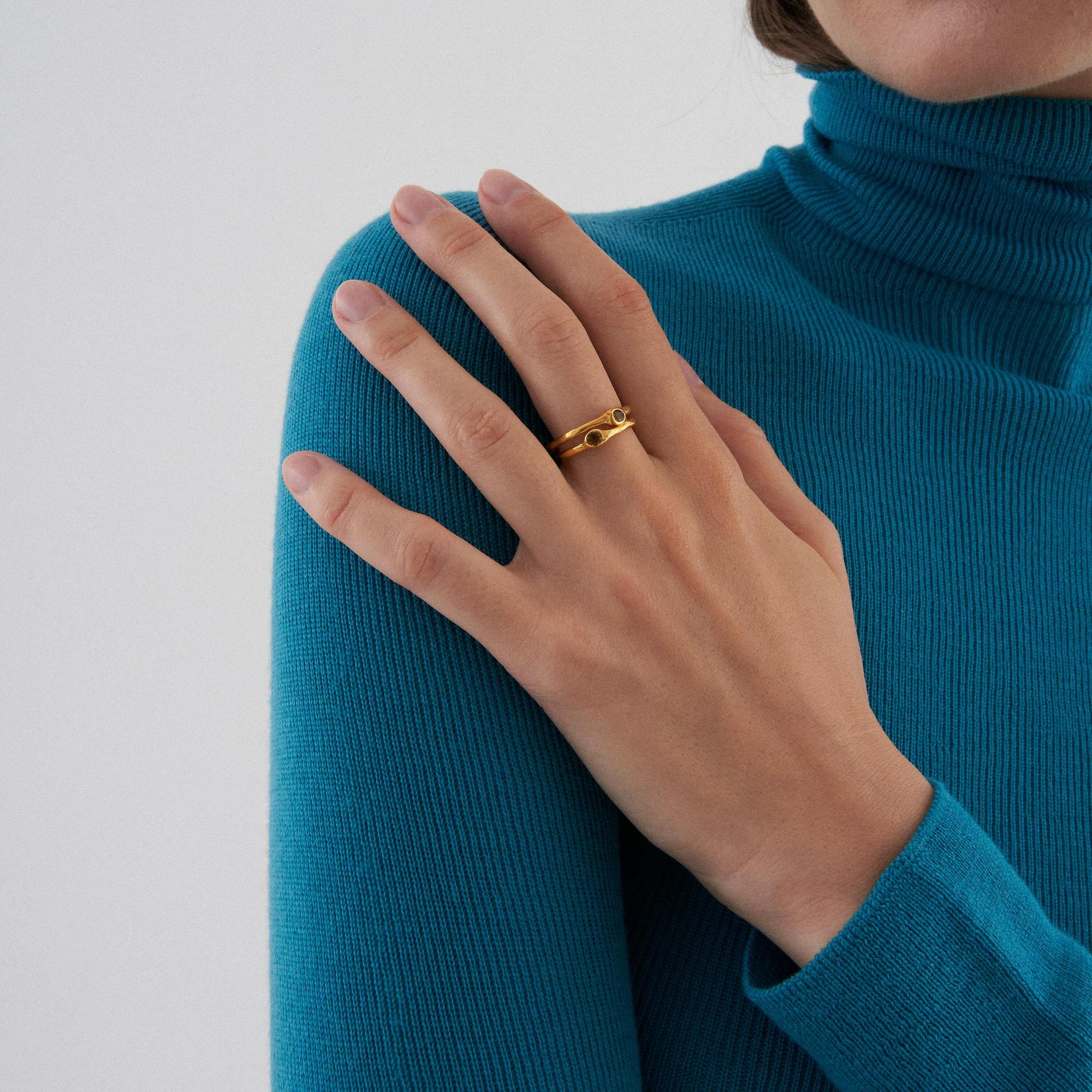 Sergacheva Jewelry Кольцо тонкое в позолоте с камнем