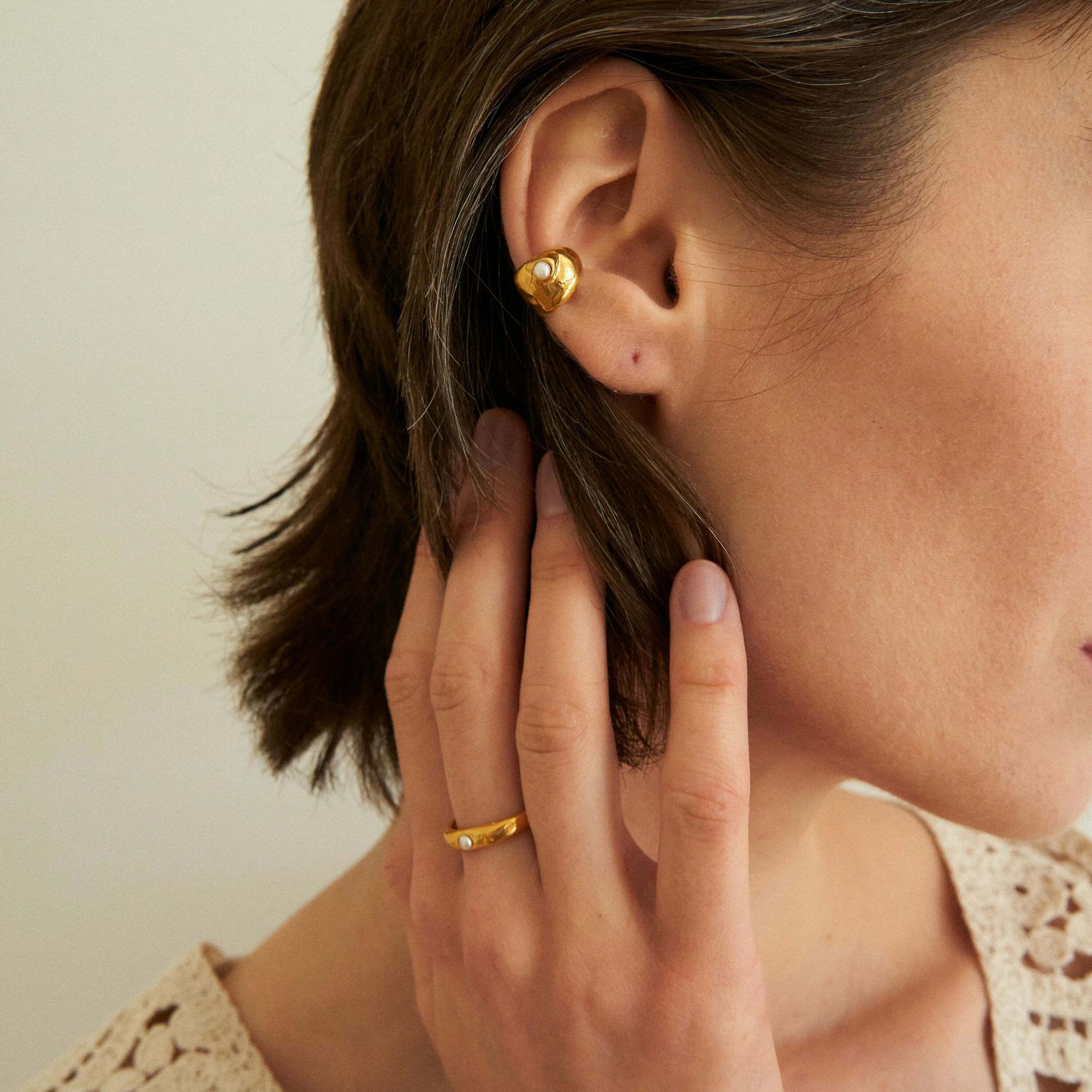 Sergacheva Jewelry Кафф с жемчужиной