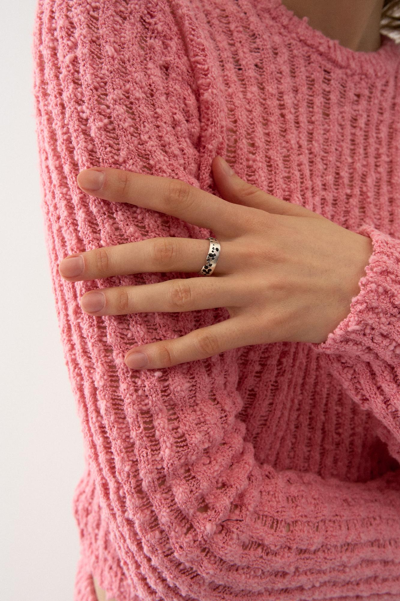 Most Art Metal Широкое кольцо с черными фианитами