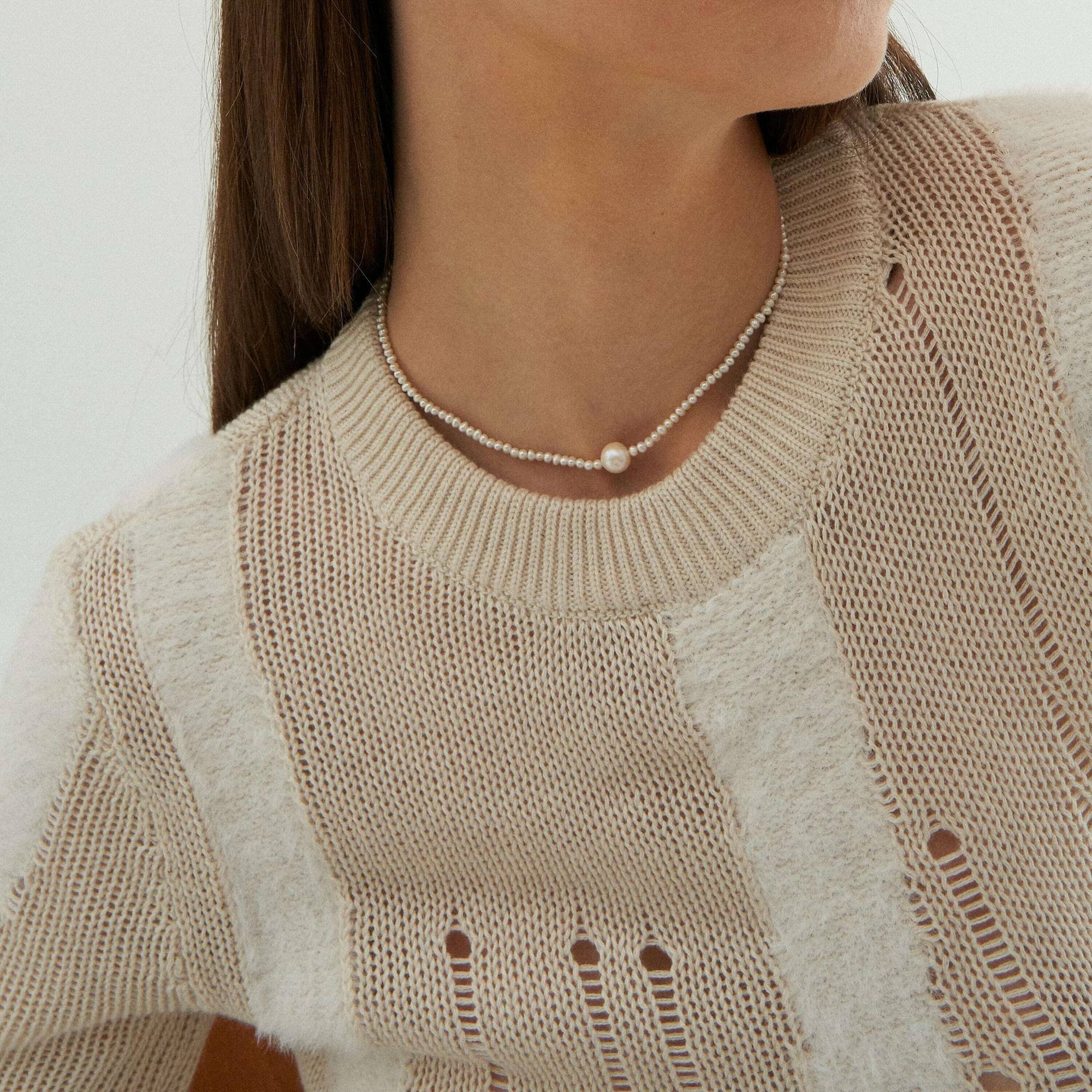 MA Колье с жемчугом и позолоченной цепочкой