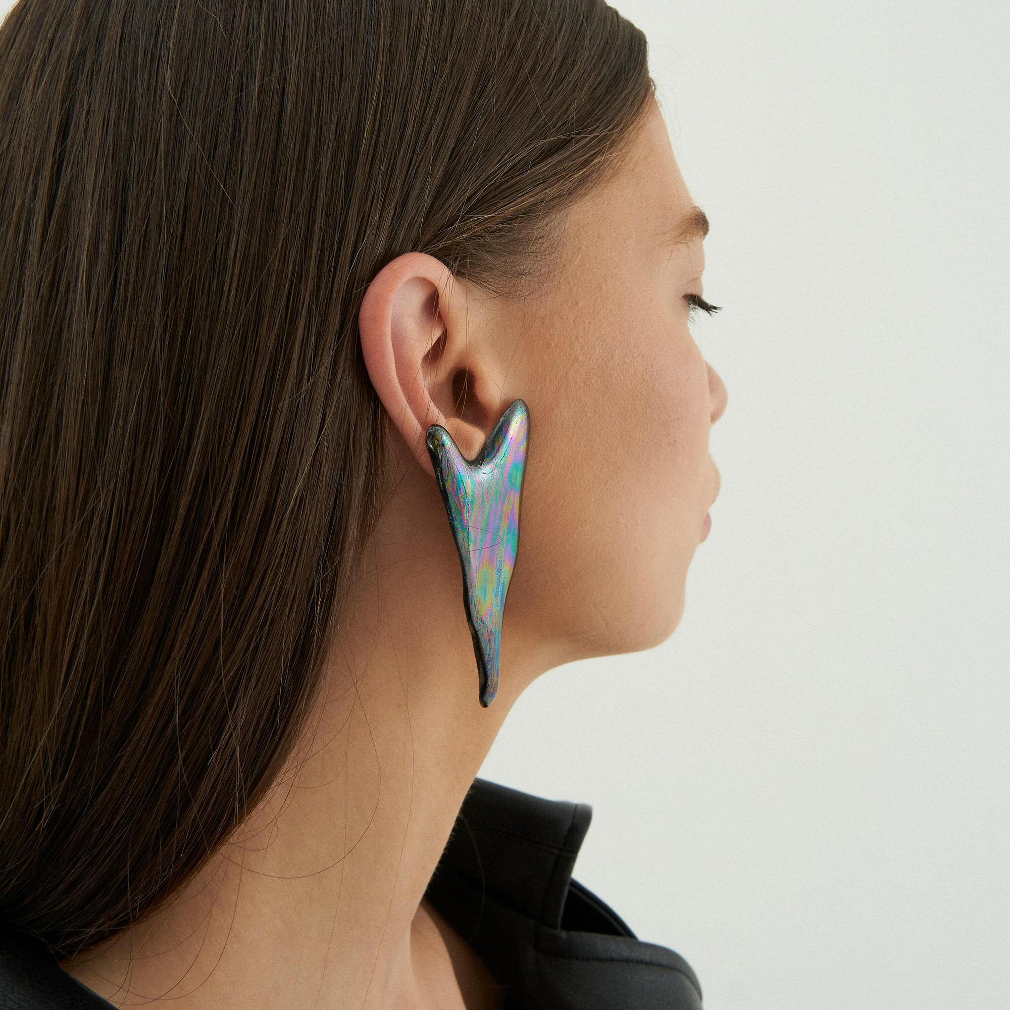 RES Objects Акцентные крупные серьги «Сердца» с радужным покрытием