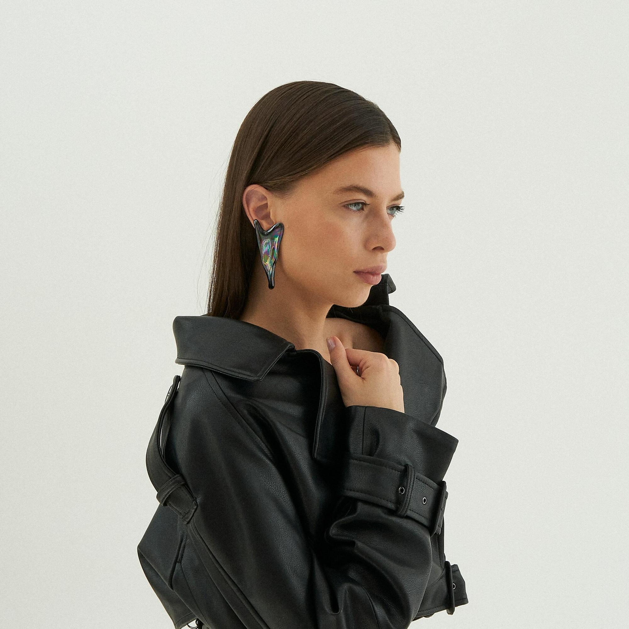 RES Objects Акцентные крупные серьги «Сердца» с радужным покрытием