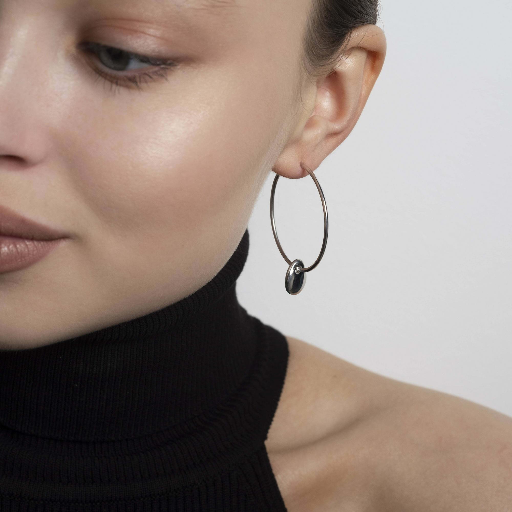 M.O.D Крупные серьги-конго с подвесками Drop