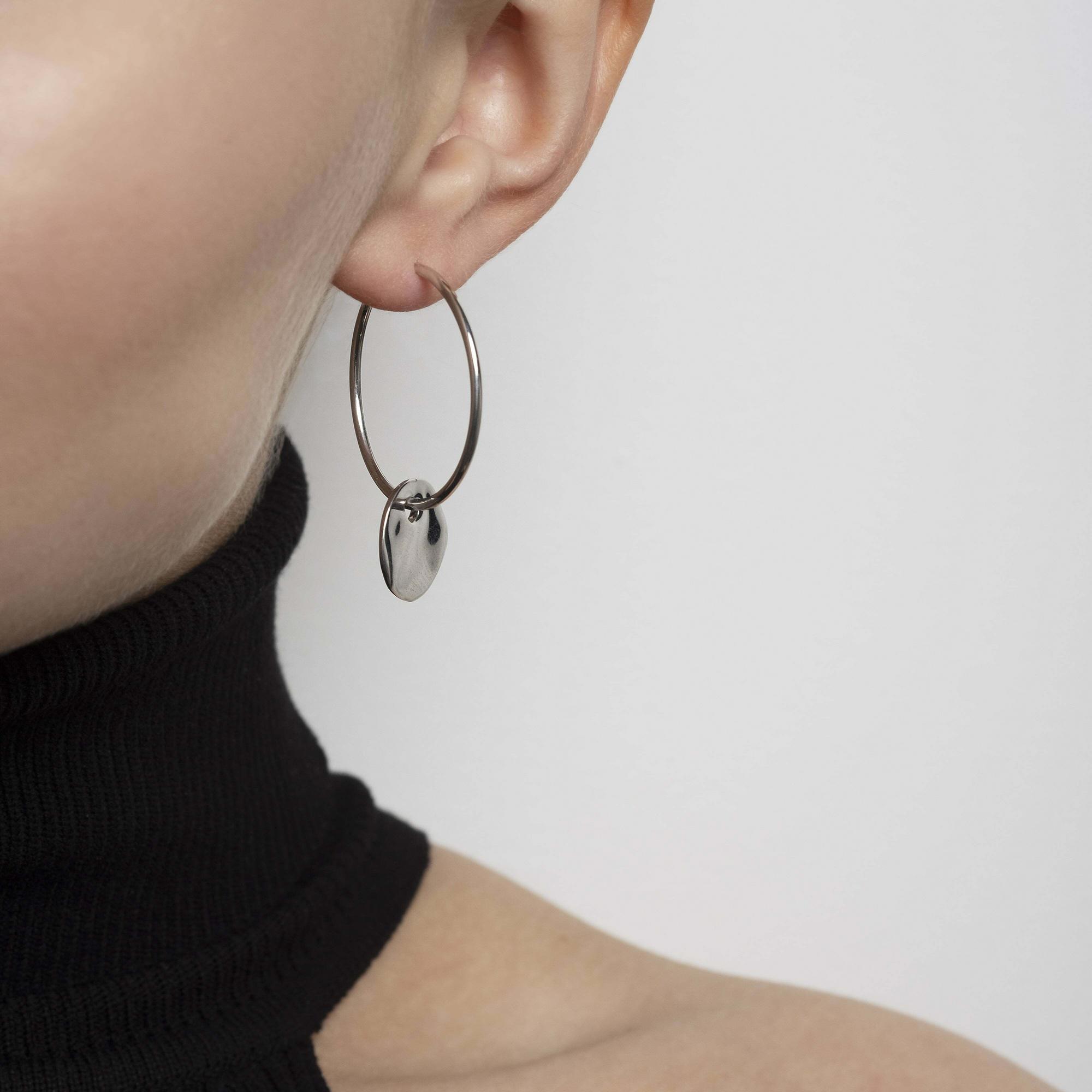 M.O.D Серьги-конго с подвесками Fluid