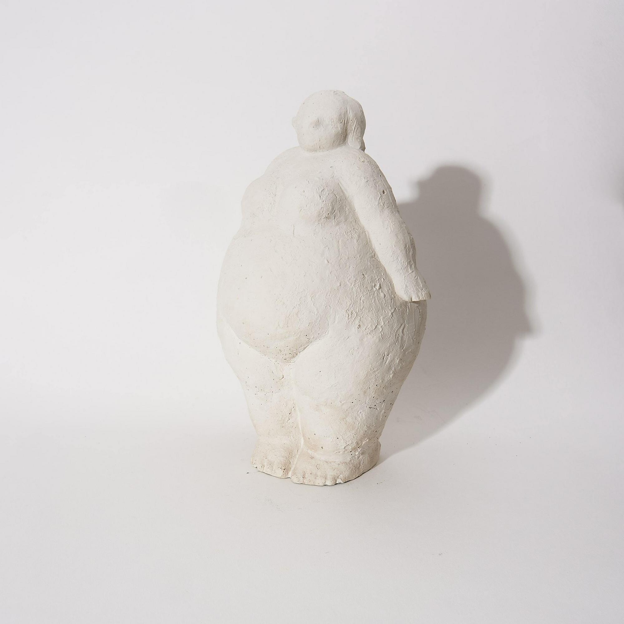 KimCa Decor Скульптура Женщина V6 в белом цвете