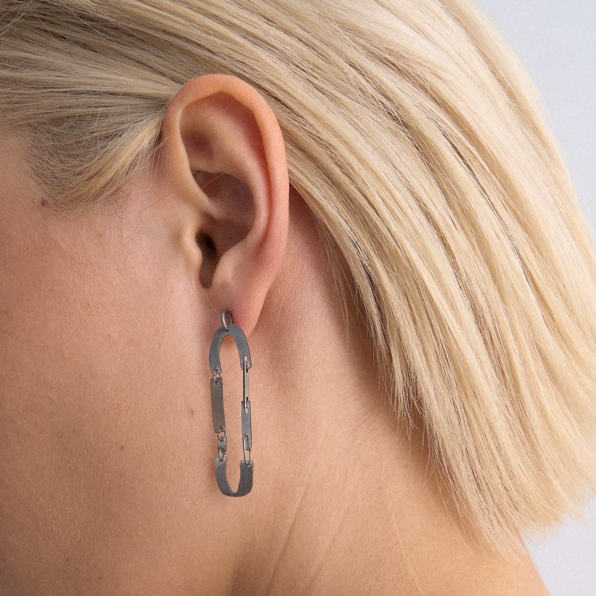 YA Серьги из криволинейных пластин