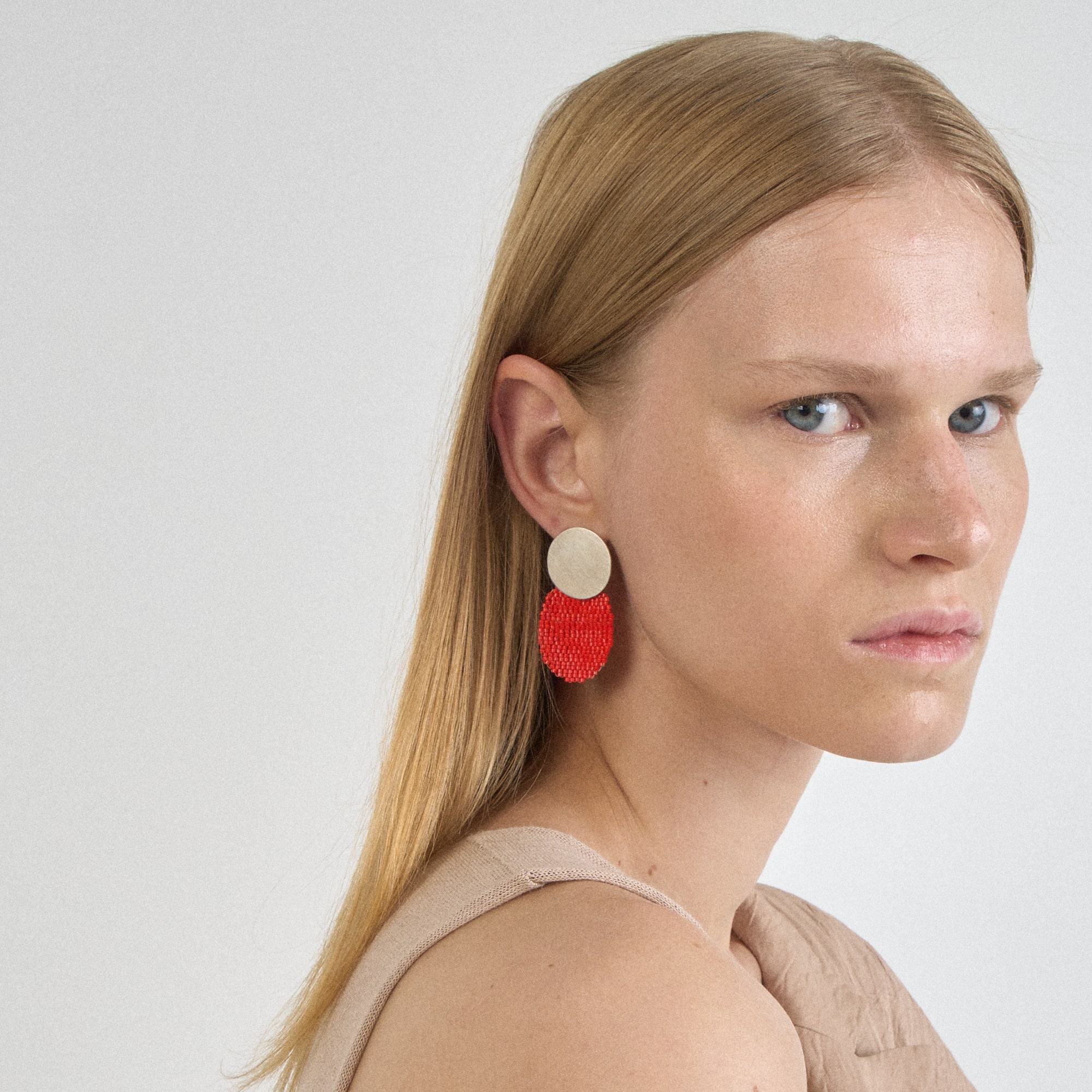 SOMNILOQUY Ассиметричные серьги Ranu