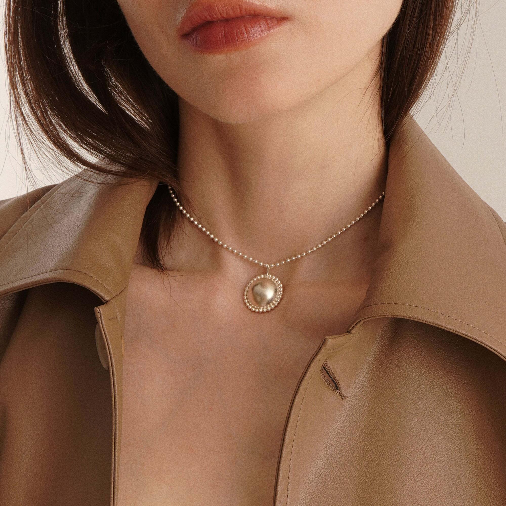 MA Колье Circulation