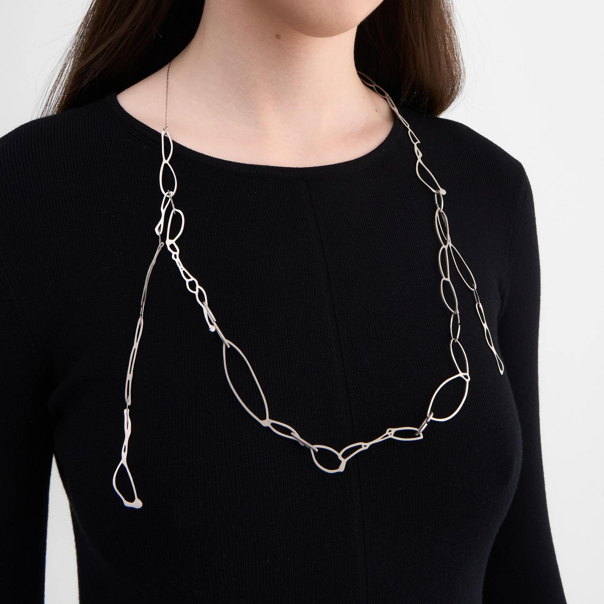 YA Ажурное колье из титана