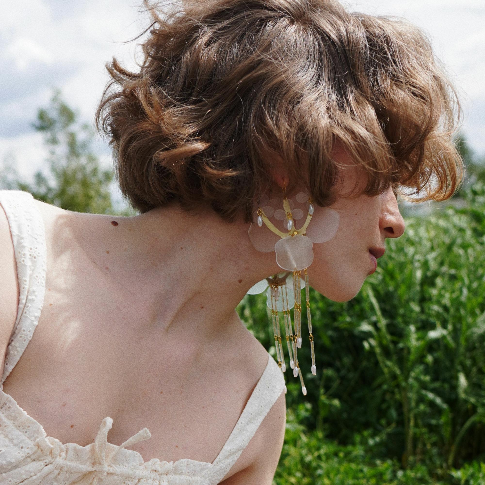 Sarafan Jewelry Серьги Длинная орхидея