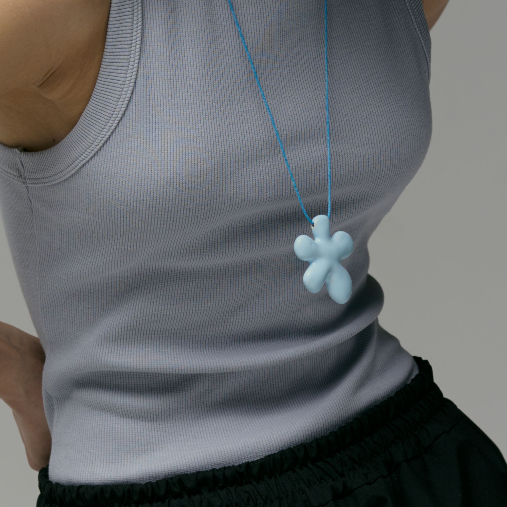 Zotov A&Y Jewellery Подвеска Flower голубая