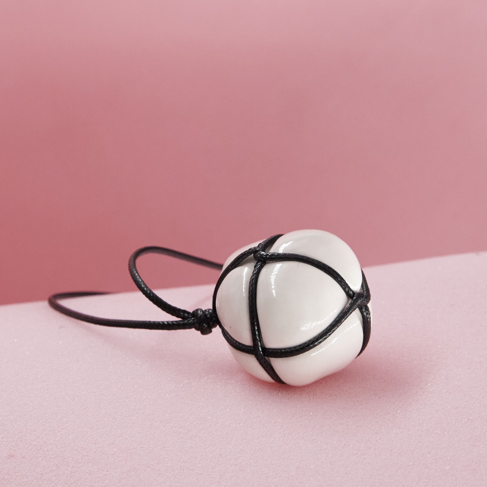 Zotov A&Y Jewellery Подвеска Secret белая