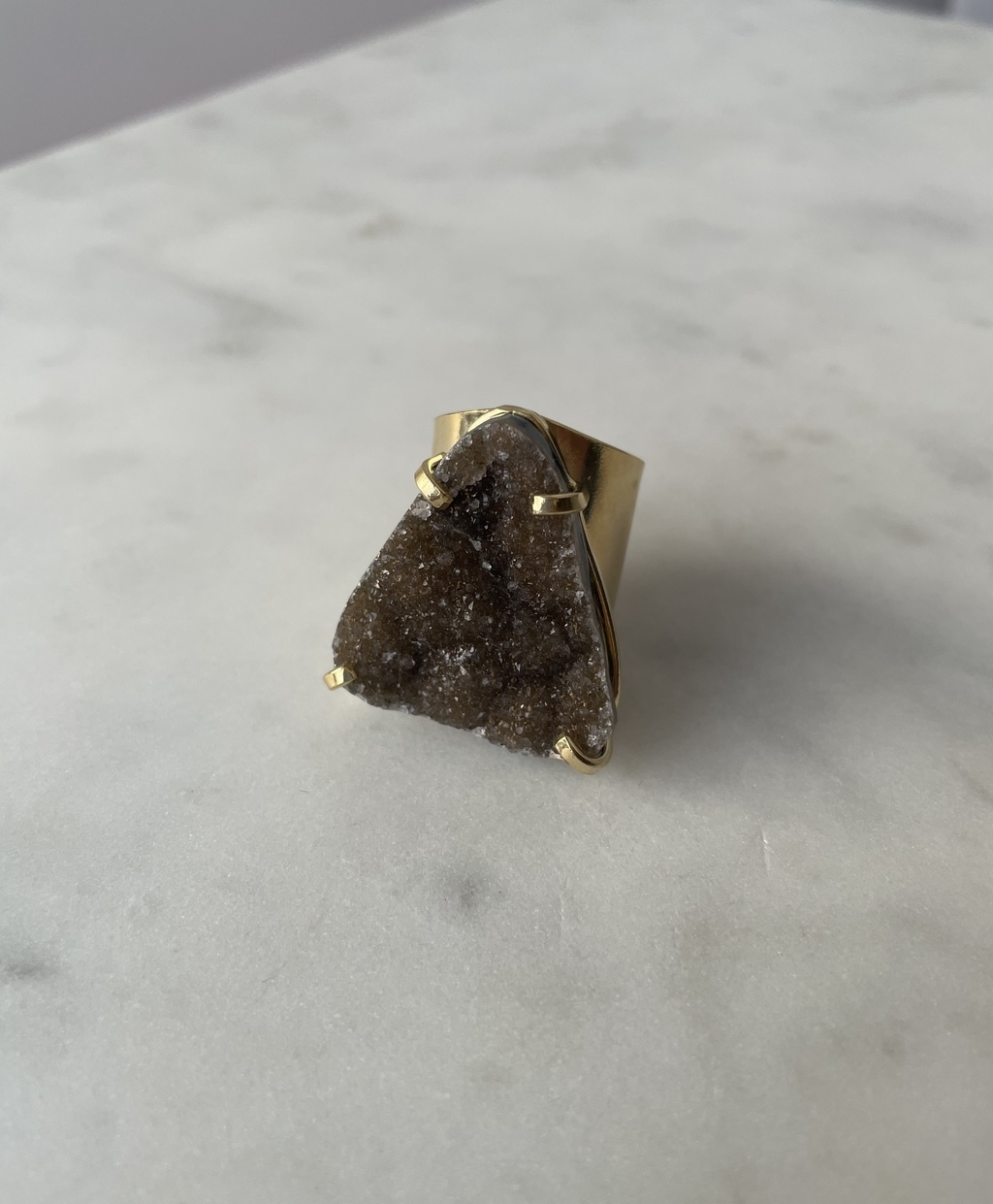 Кольцо кафф с агатом